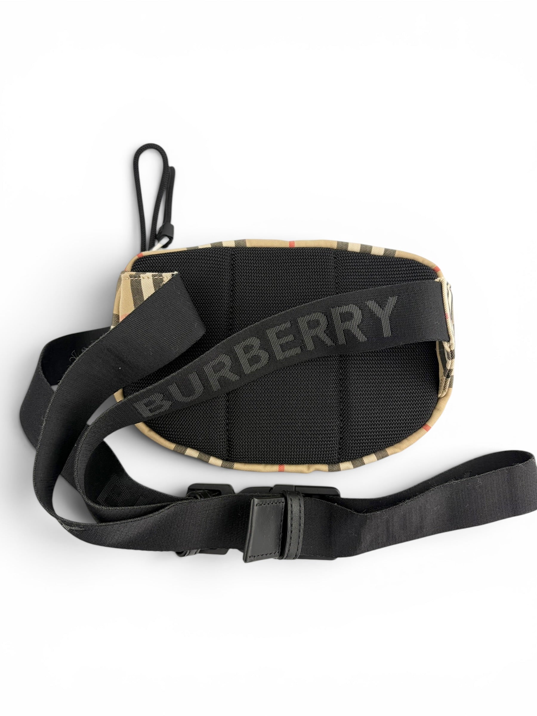 burberry-nylon-check-bumbag--3