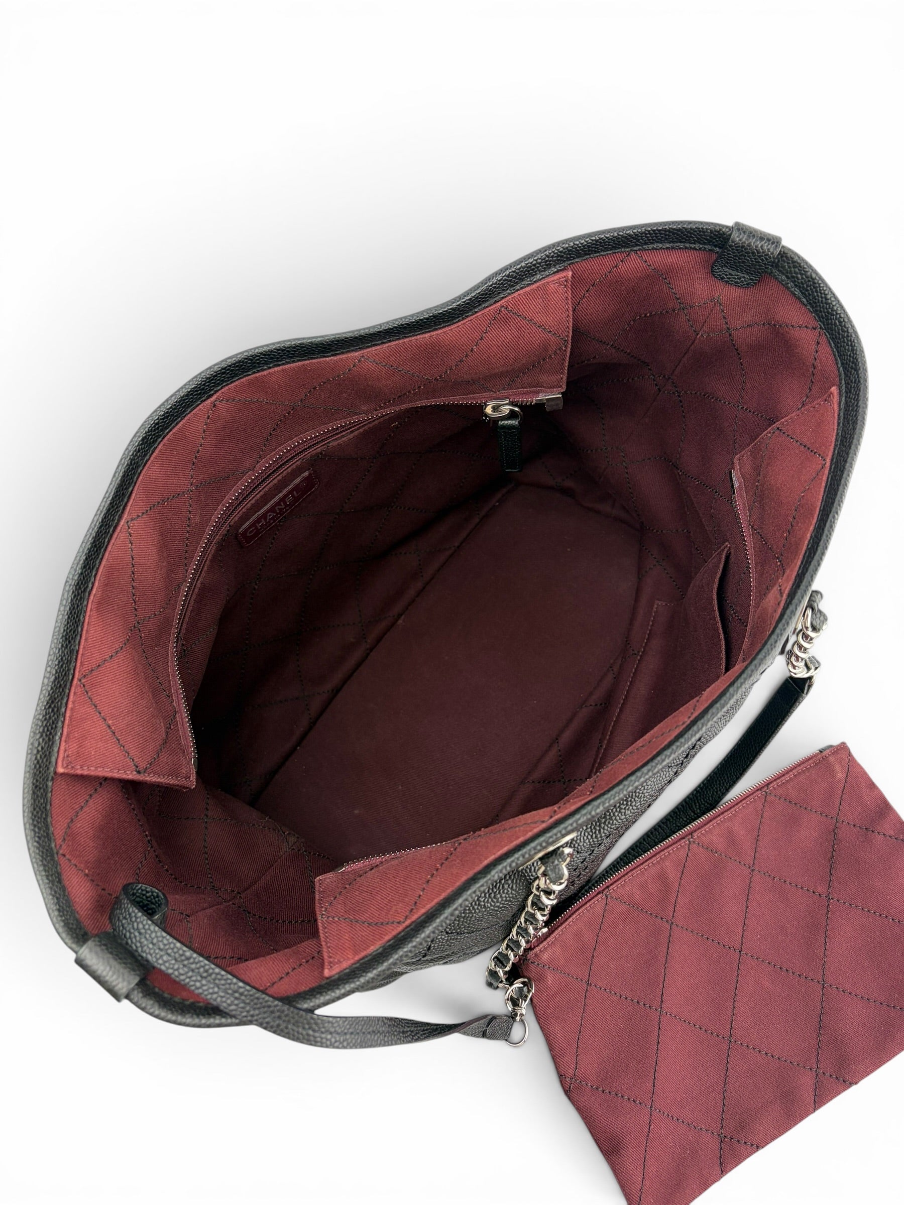 chanel-black-caviar-quilted-cc-tote-8