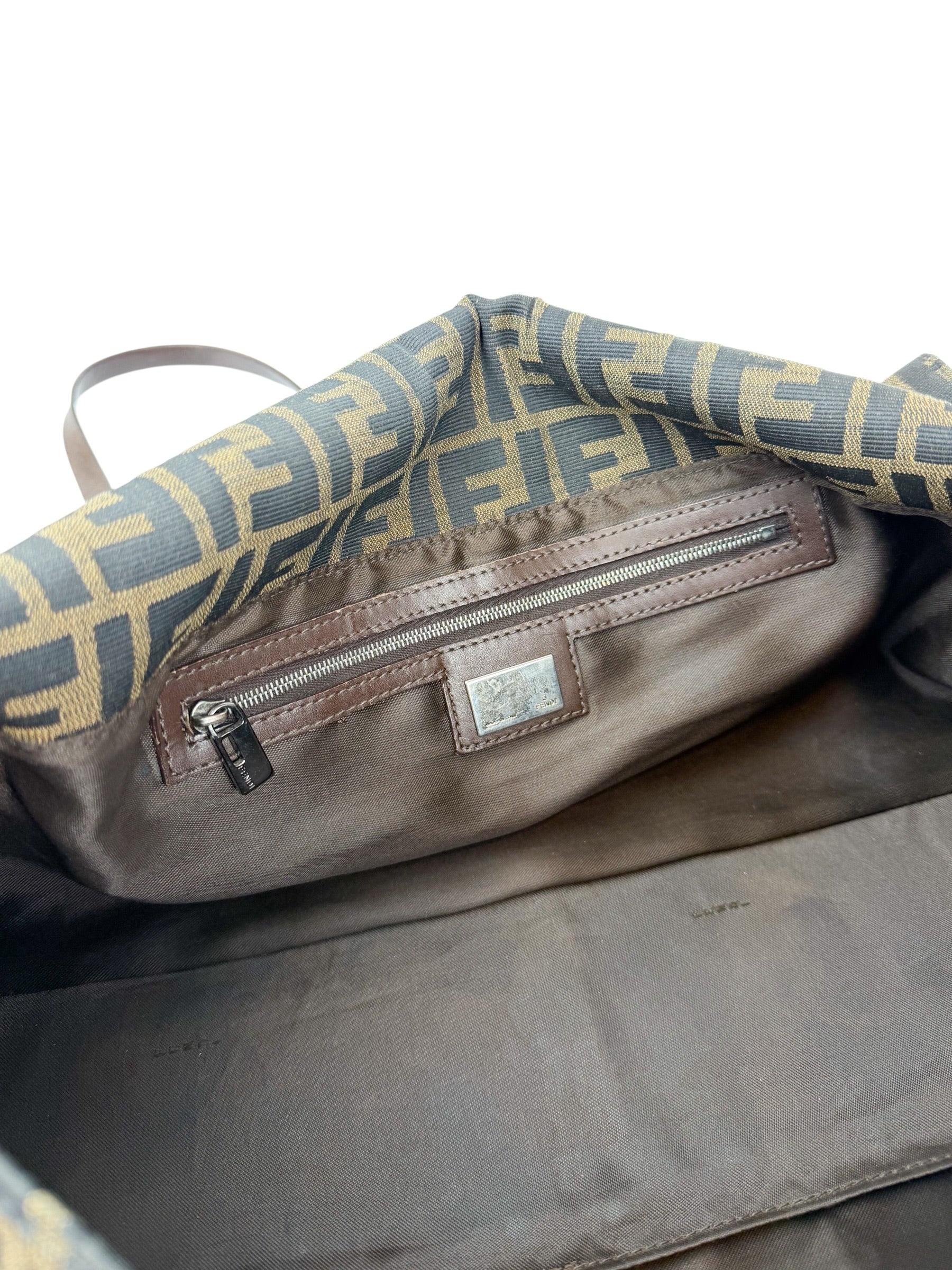 fendi-vintage-east-west-zucca-shoulder-bag--11