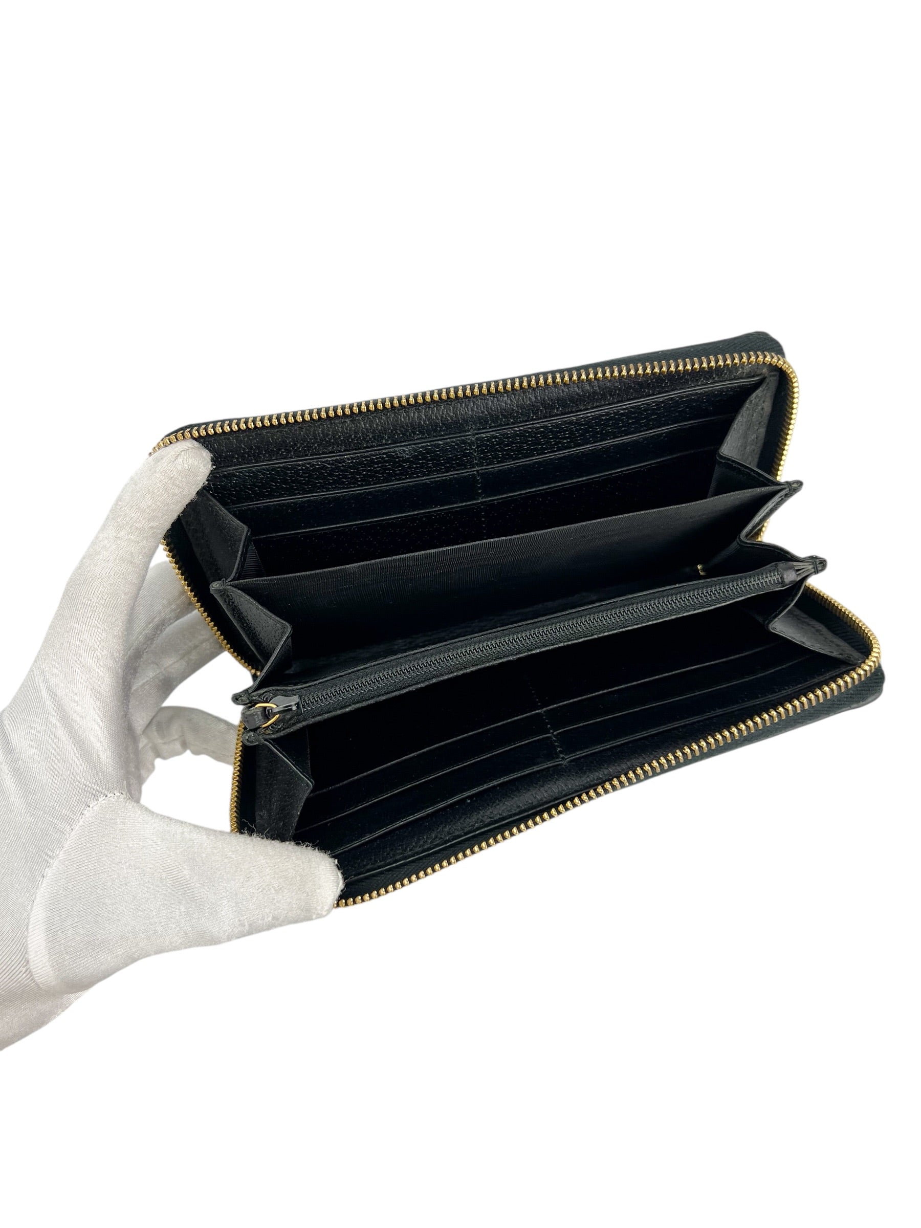 gucci-black-leather-zip-wallet-8