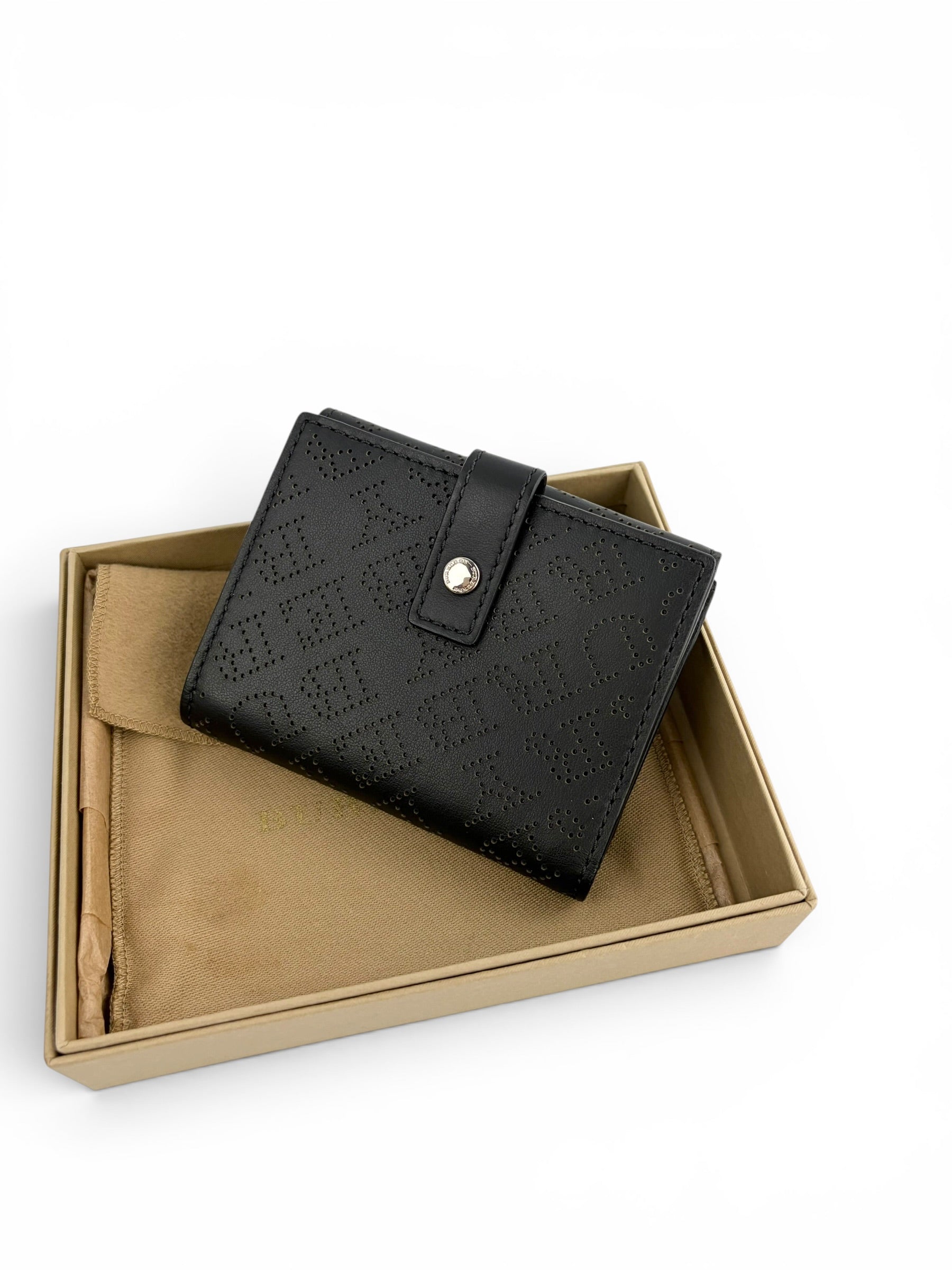 burberry-black-perforated-compact-wallet--1
