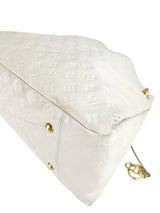Louis Vuitton Creme Empriente Artsy MM