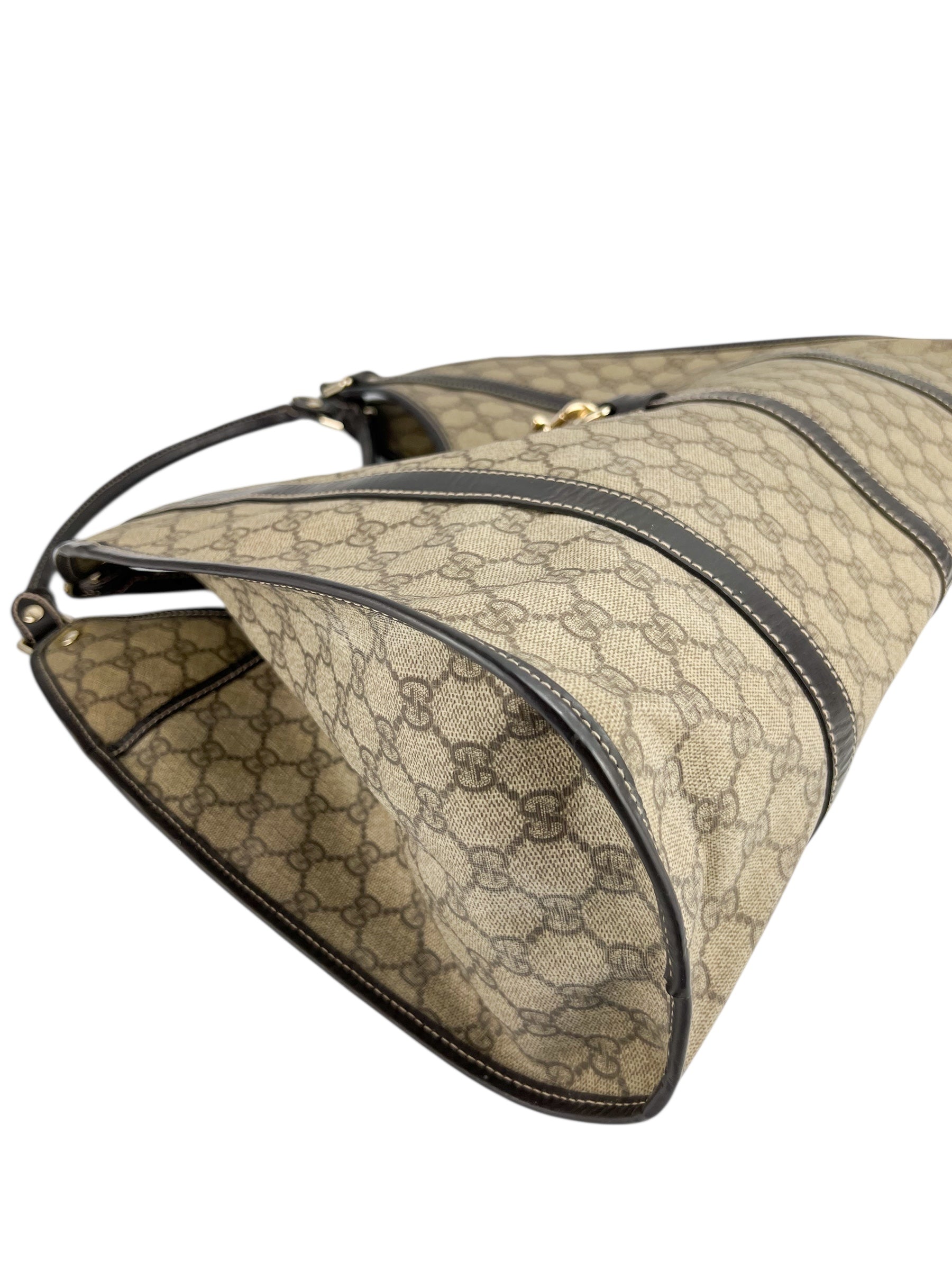 gucci-supreme-monogram-xl-jackie-tote--5