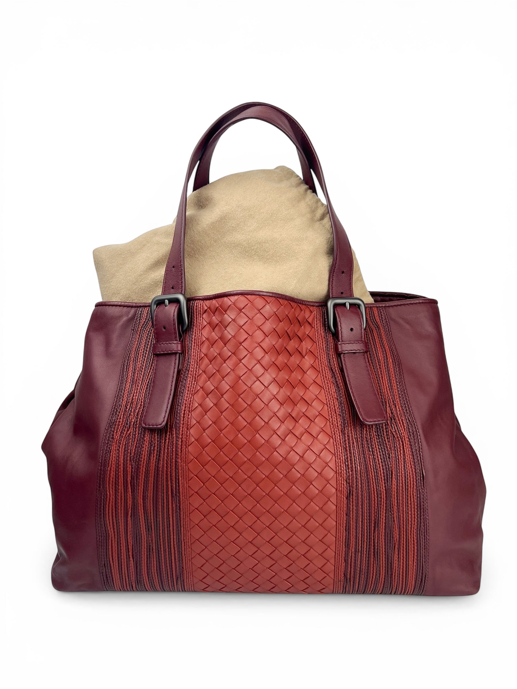 bottega-veneta-intrecciato-burgundy-tote-9