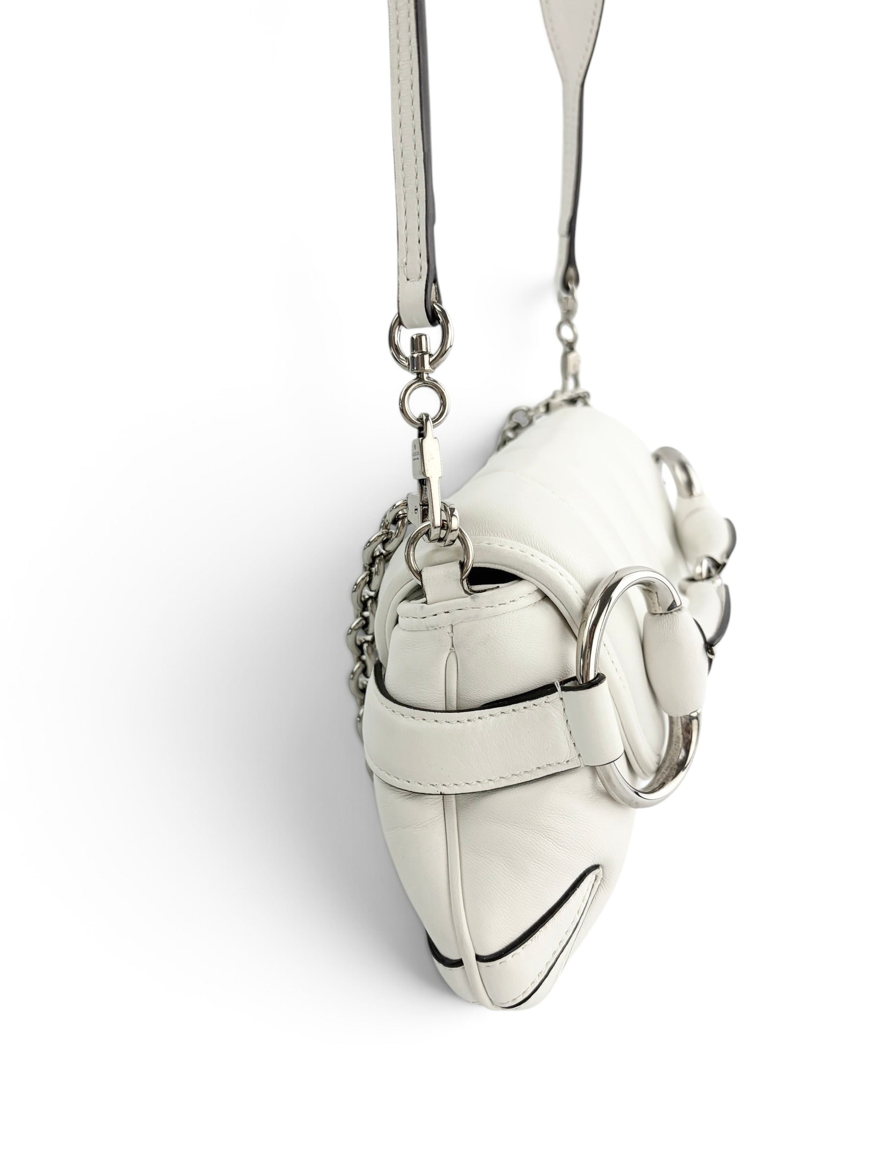 gucci-white-small-horsebit-chain-shoulder-bag-3