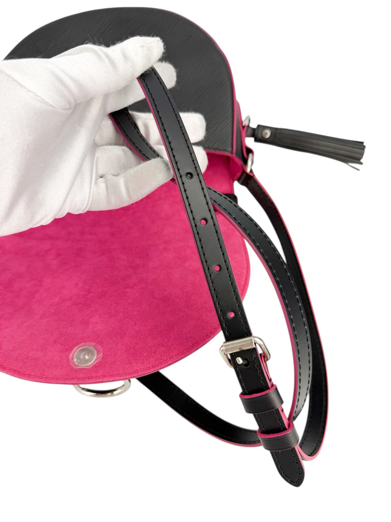 Louis Vuitton Black Epi Saint Cloud NM