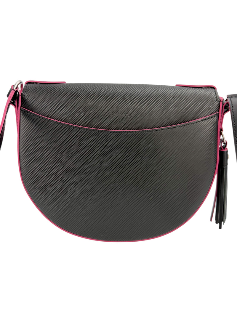 Louis Vuitton Black Epi Saint Cloud NM