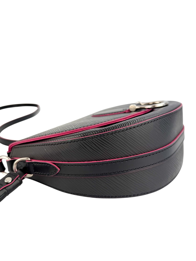 Louis Vuitton Black Epi Saint Cloud NM