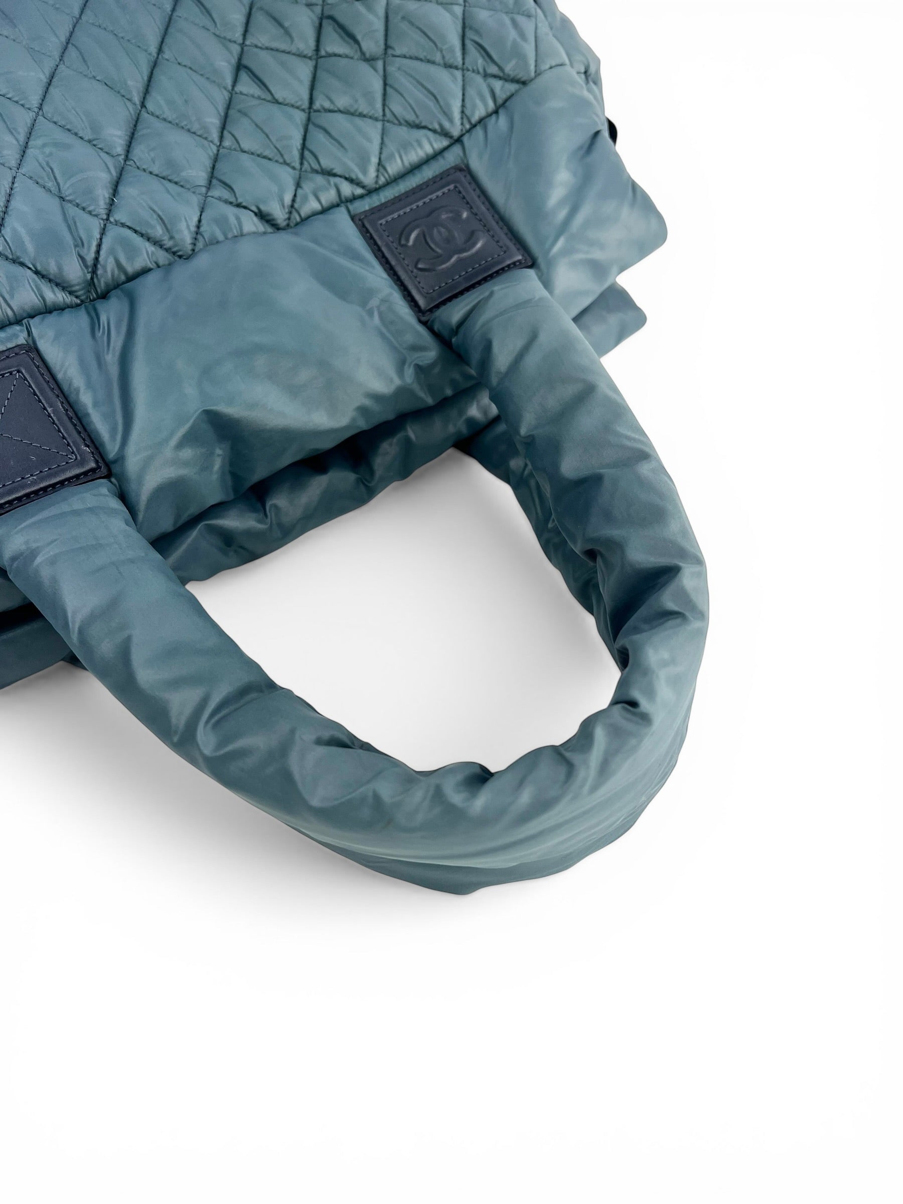 chanel-blue-coco-cocoon-quilted-nylon-tote-4