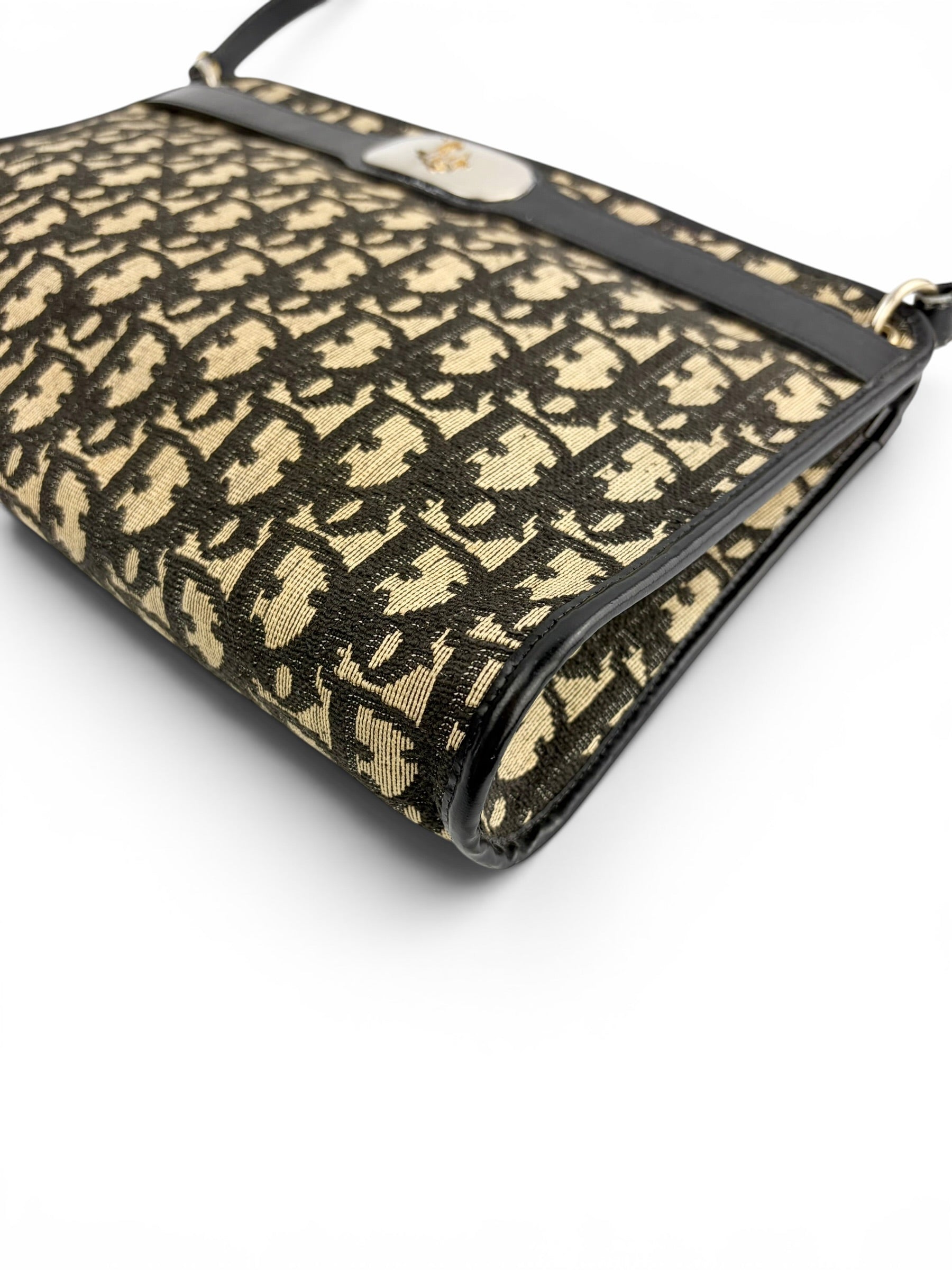christian-dior-vintage-trotter-shoulder-bag-8