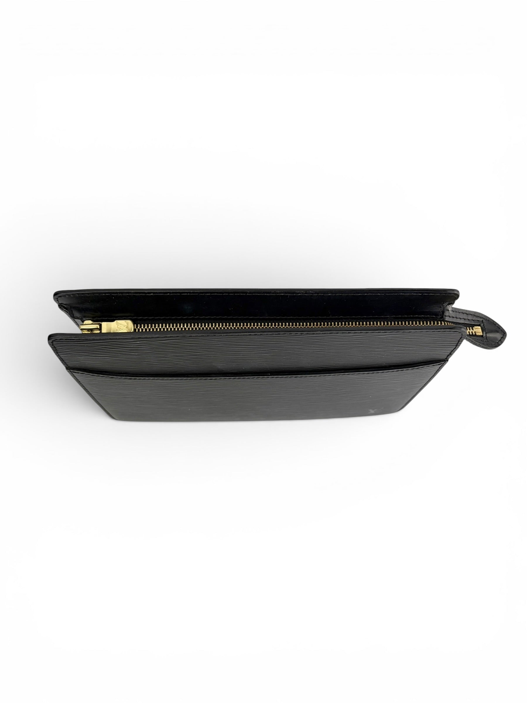 louis-vuitton-black-epi-vintage-zip-top-clutch--5