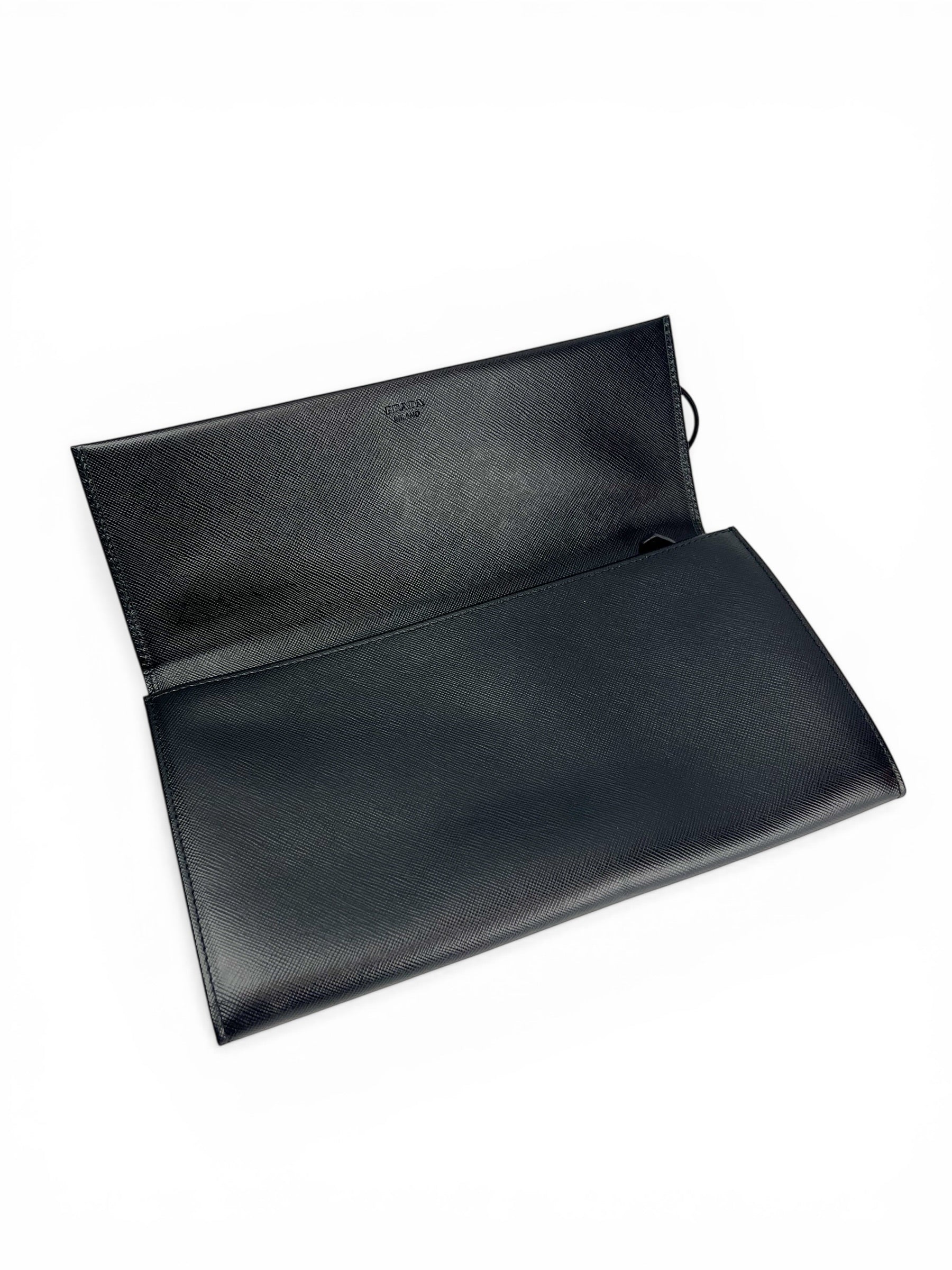 prada-black-saffiano-clutch-5
