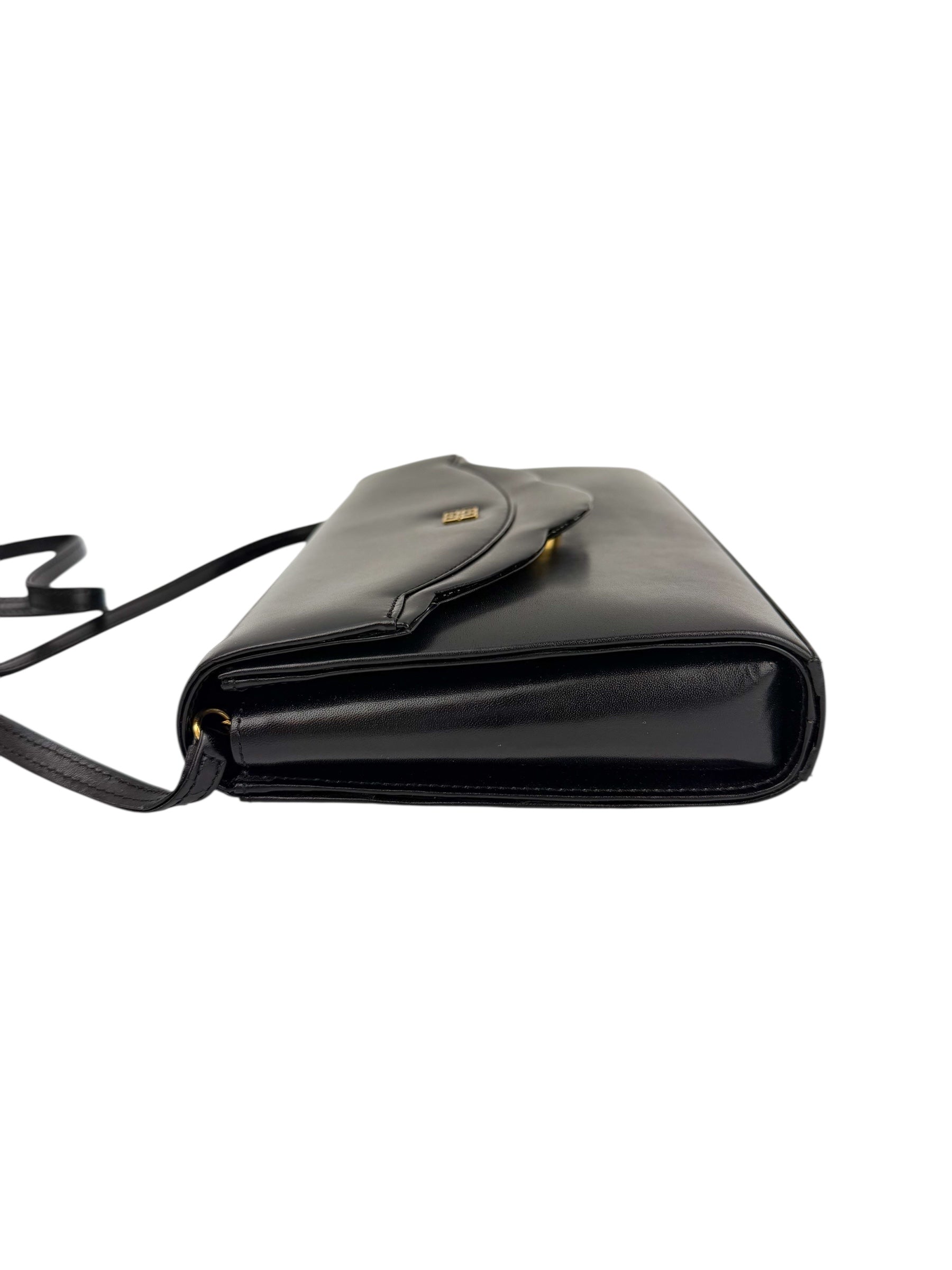 givenchy-black-box-leather-vintage-scallop-crossbody-clutch-bag--5