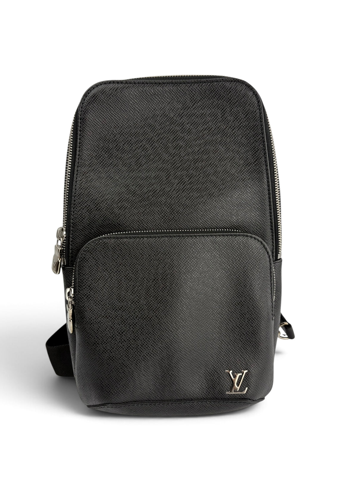 louis-vuitton-black-taiga-leather-sling-b-0