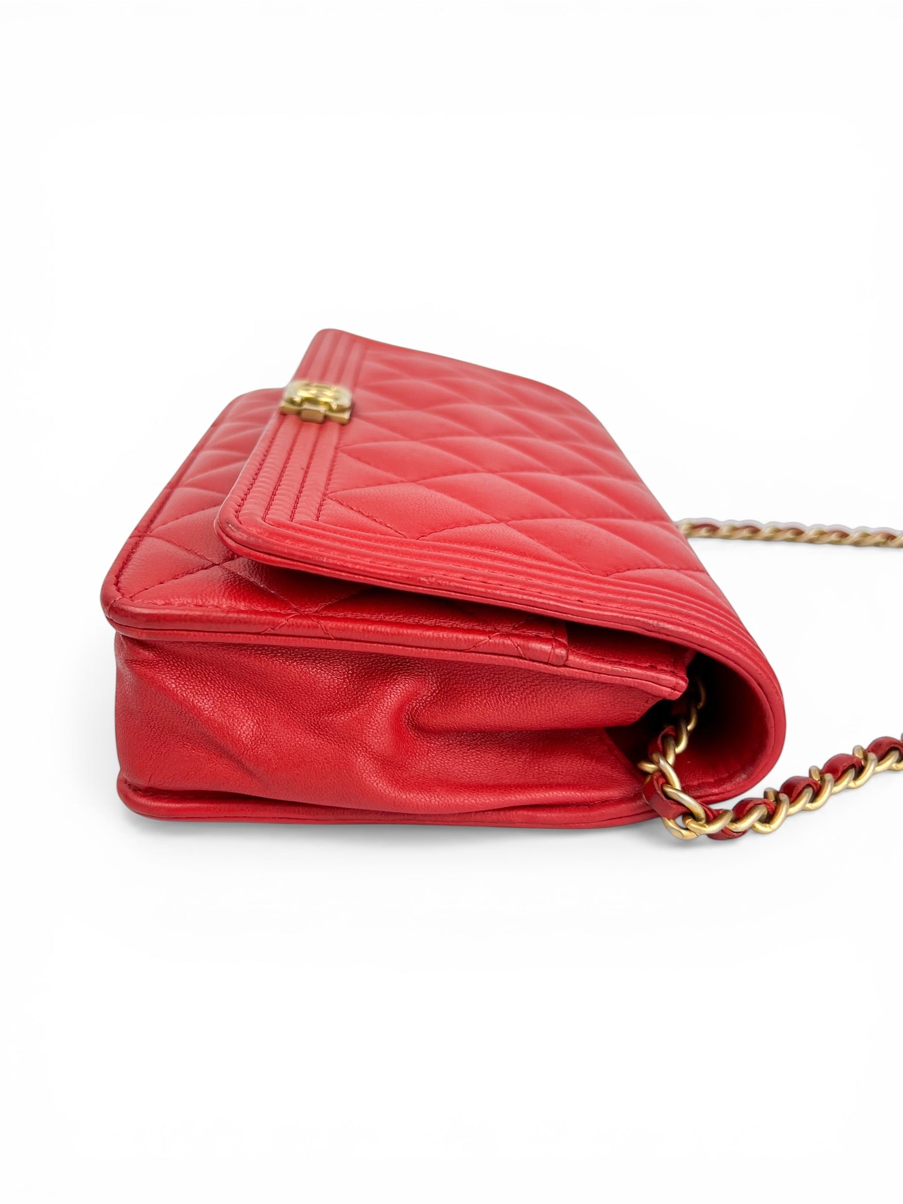 chanel-red-lambskin-boy-wallet-on-a-chain--woc--4