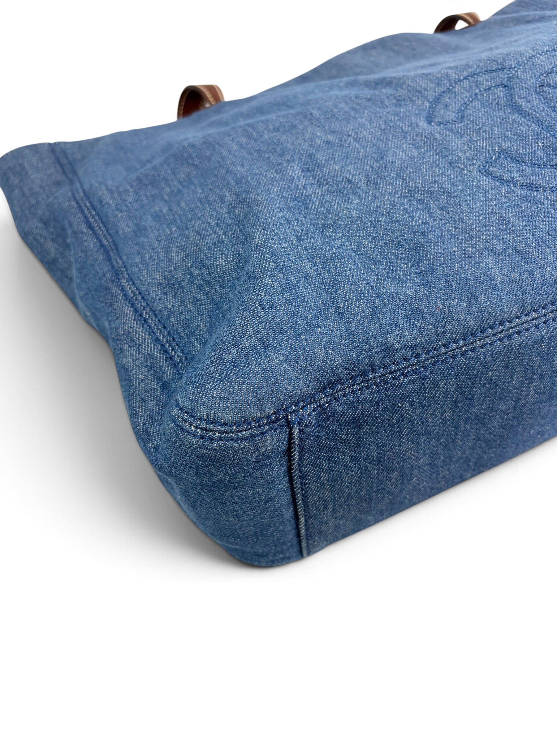 chanel-vintage-denim-large-tote--7