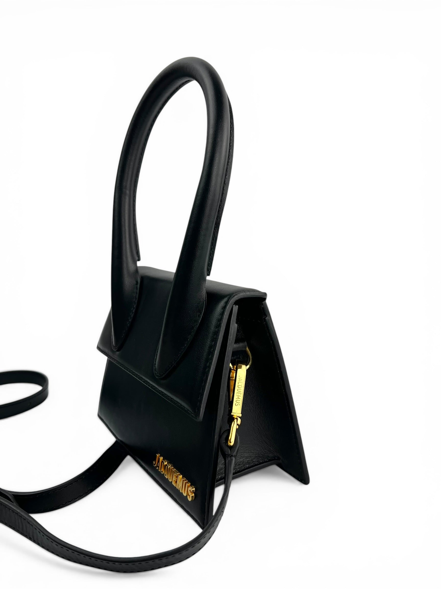 jacquemus-black-le-chiquito-moyen-top-handle-2
