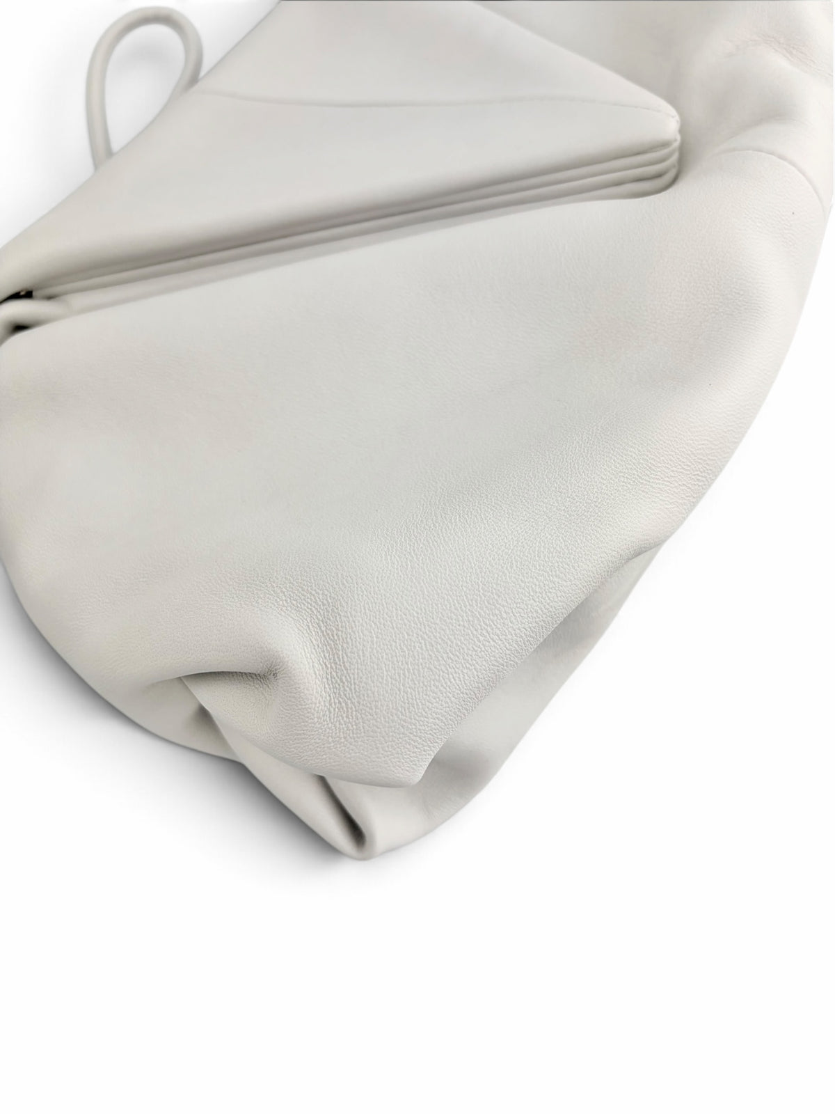 bottega-venetia-off-white-bv-trine-clutch-wristlet-8