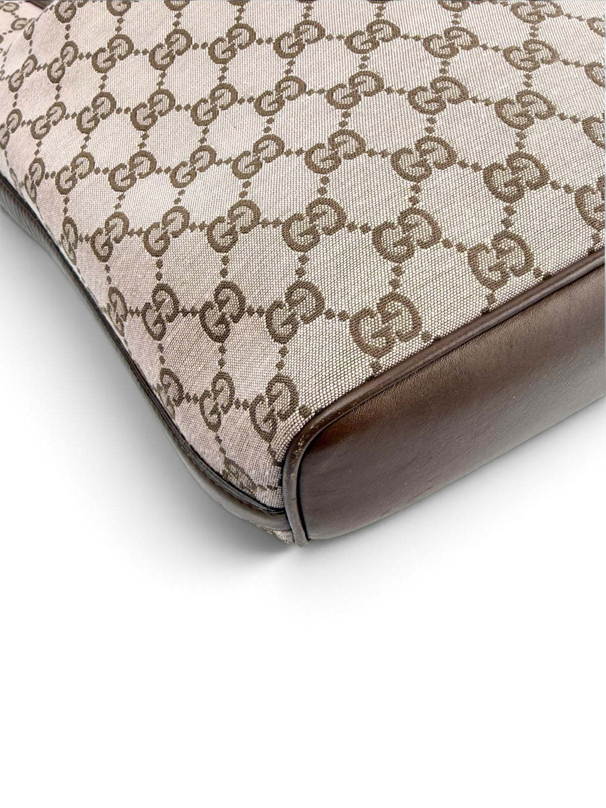 gucci-gg-canvas-hobo-bag-9