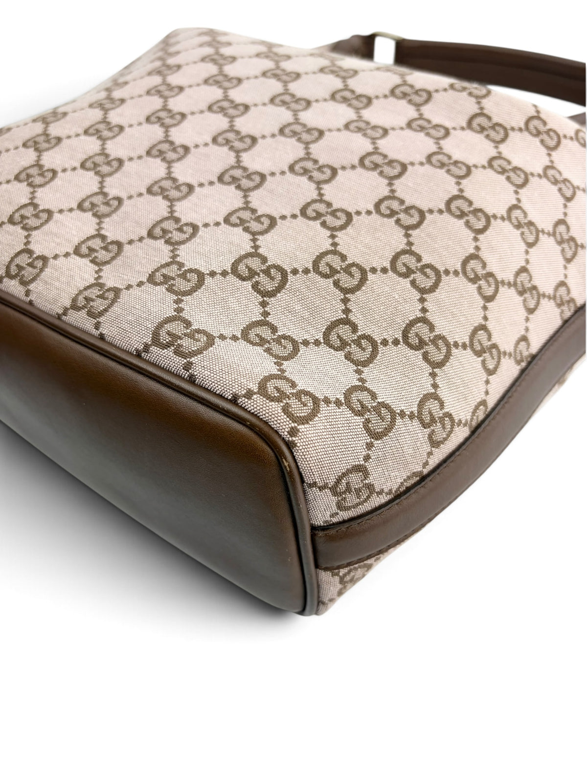 gucci-gg-canvas-hobo-bag-8
