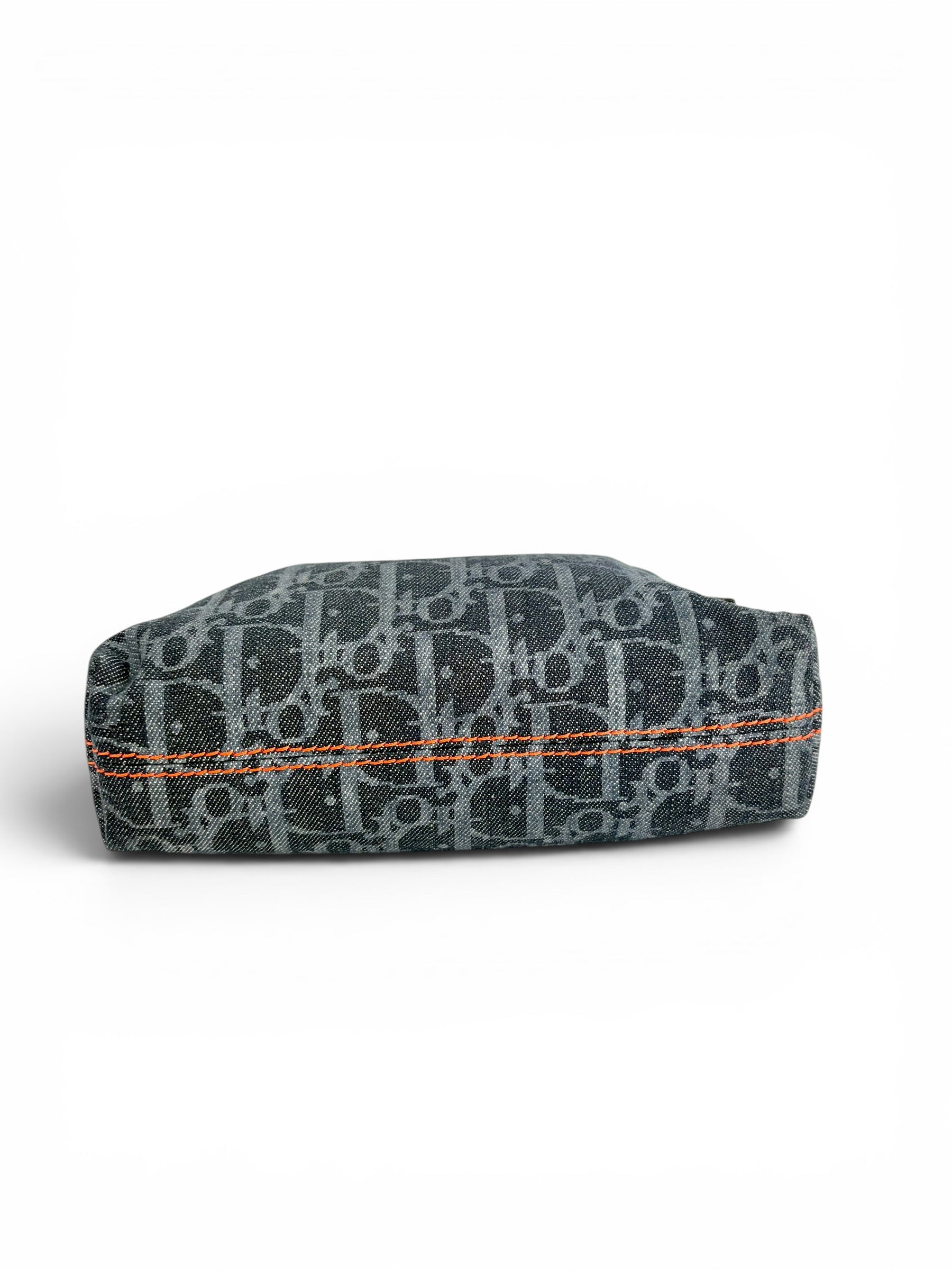 christian-dior-denim-flight-cosmetic-pouch-5