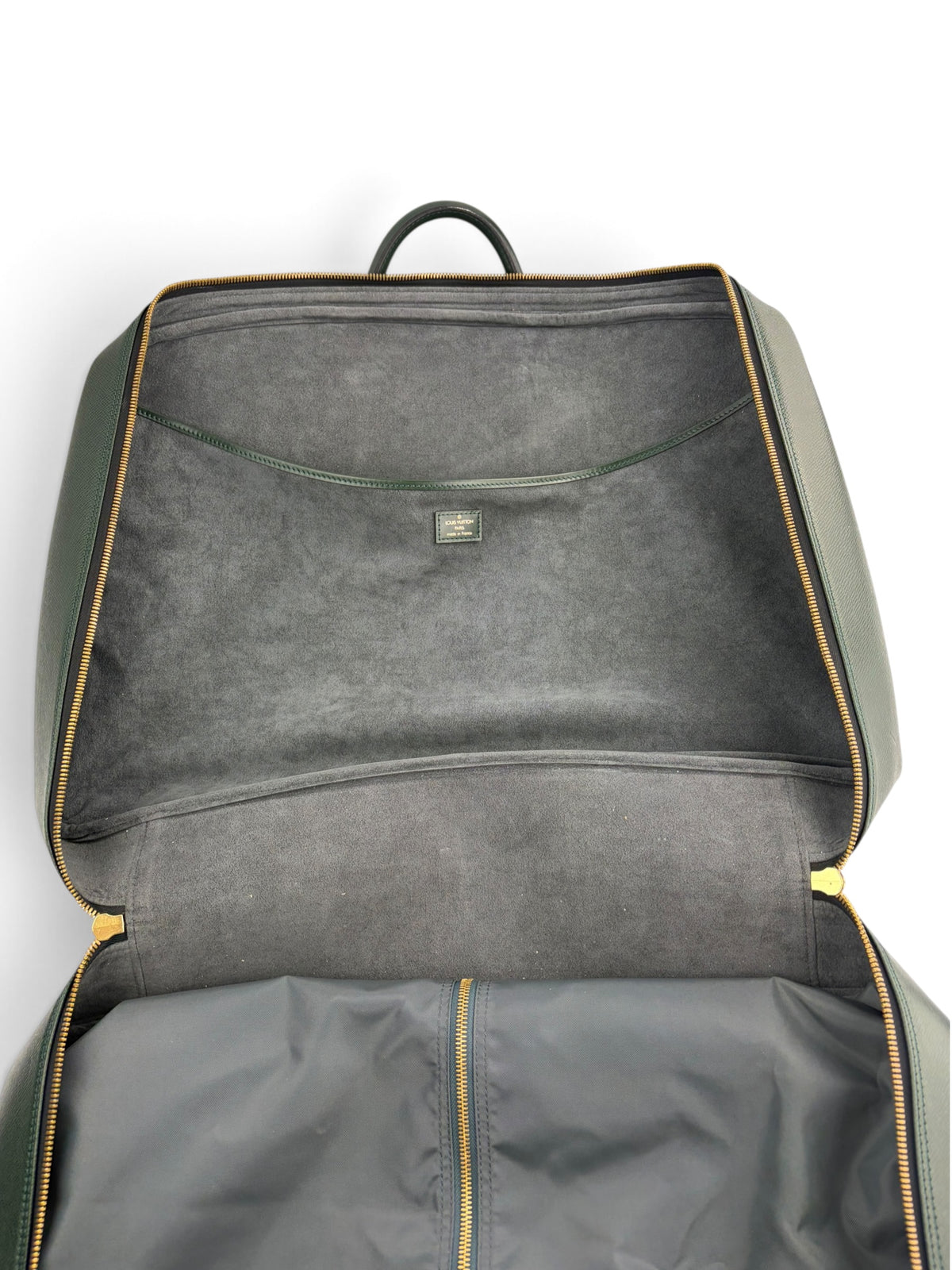 louis-vuitton-vintage-forest-green-taiga-leather-duffle-9