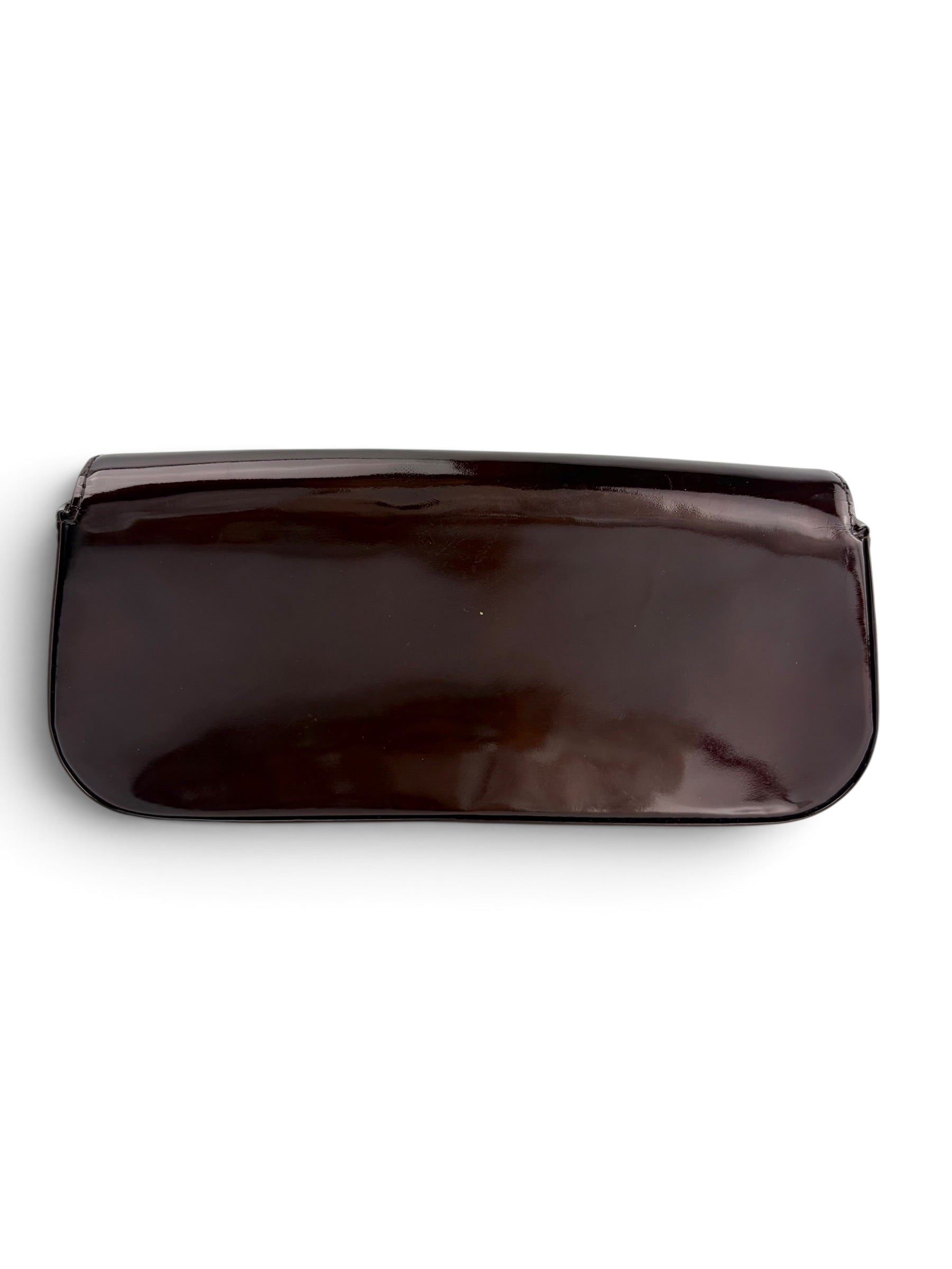 louis-vuitton-burgundy-vernis-sobe-clutch-3