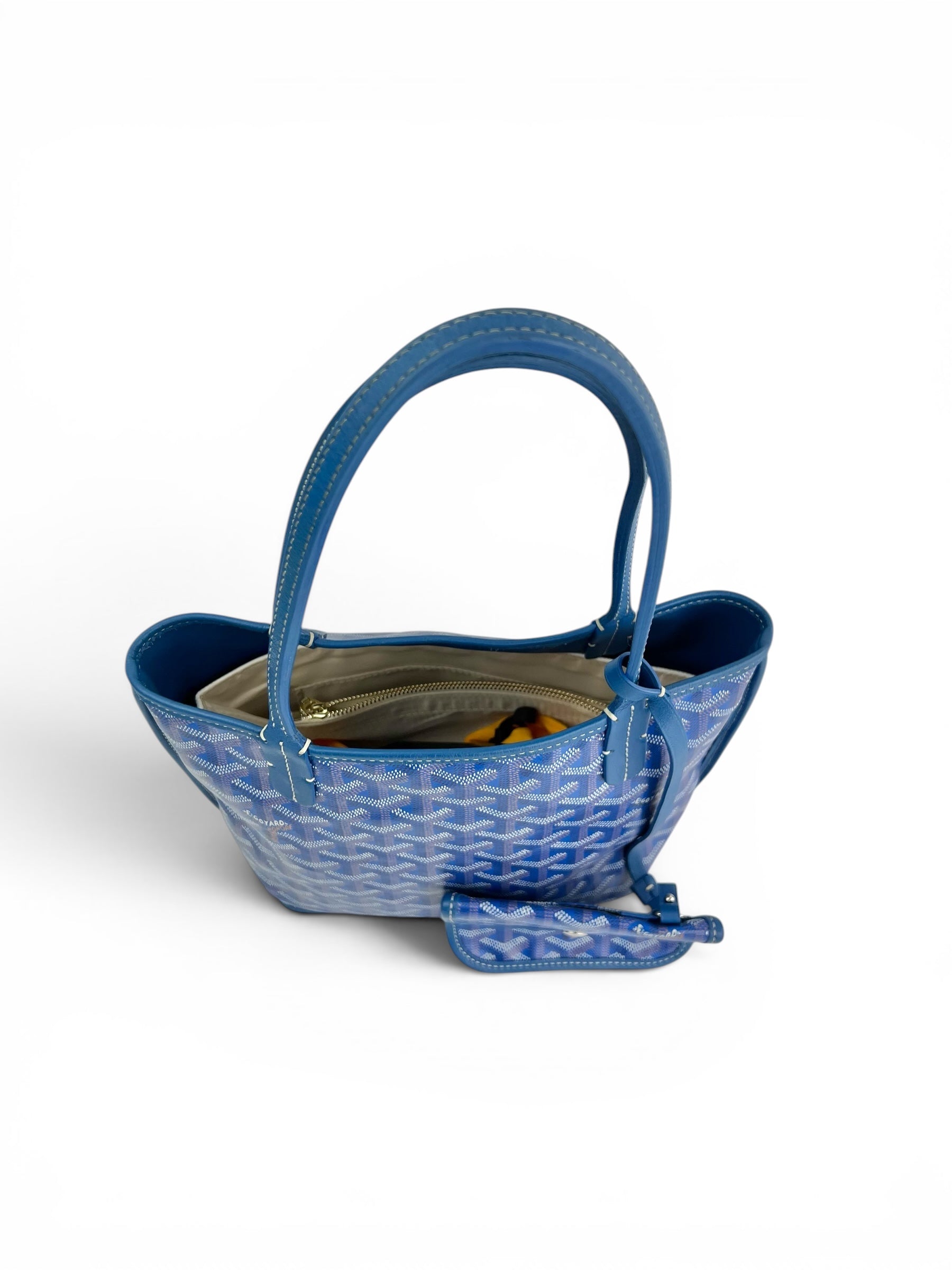 goyard-blue-reversible-anjou-6