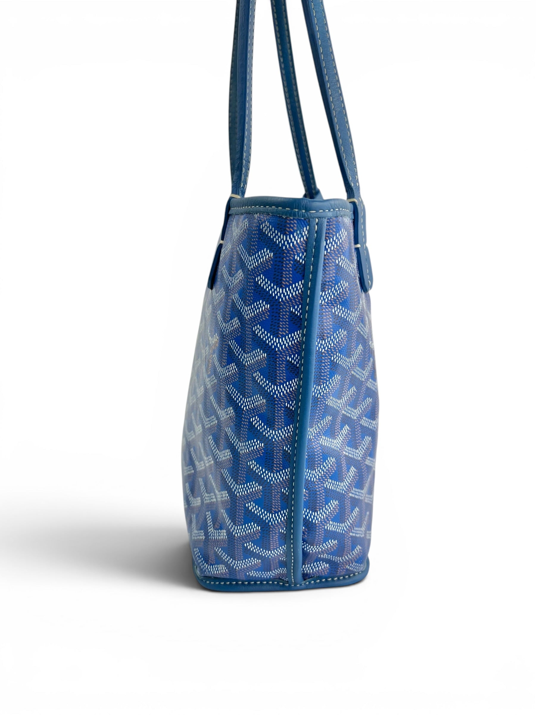 goyard-blue-reversible-anjou-2