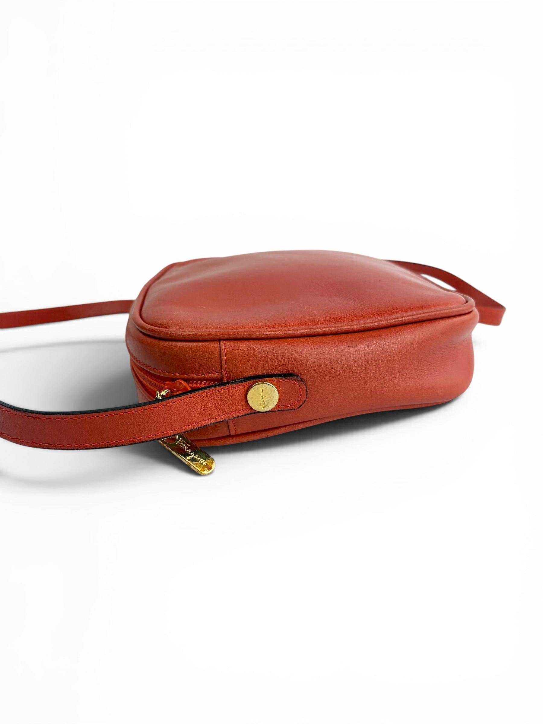 salvatore-ferragamo-vintage-orange-leather-crossbody-3