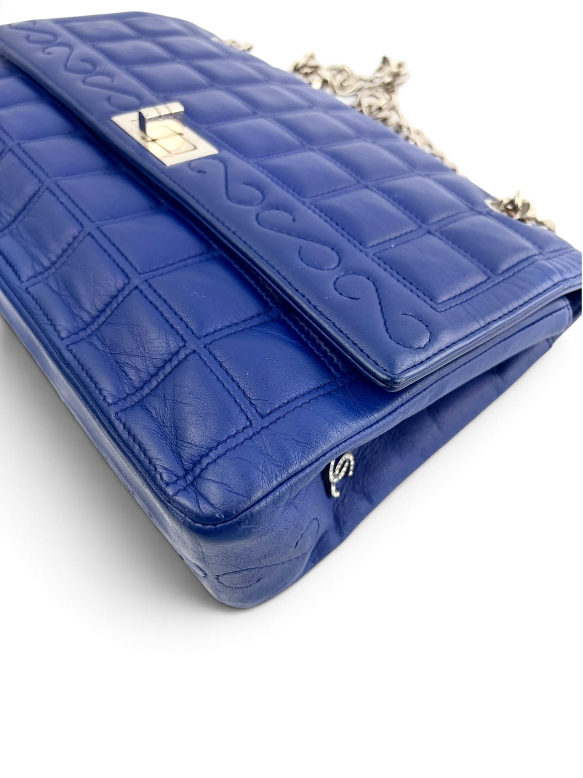 chanel-blue-lambskin-chocolate-bar-mademoiselle-flap-bag-7