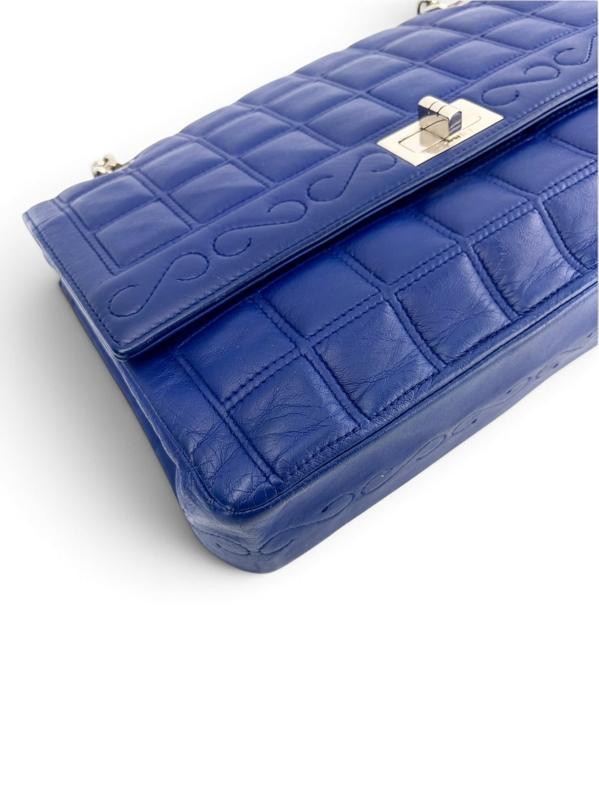 chanel-blue-lambskin-chocolate-bar-mademoiselle-flap-bag-6