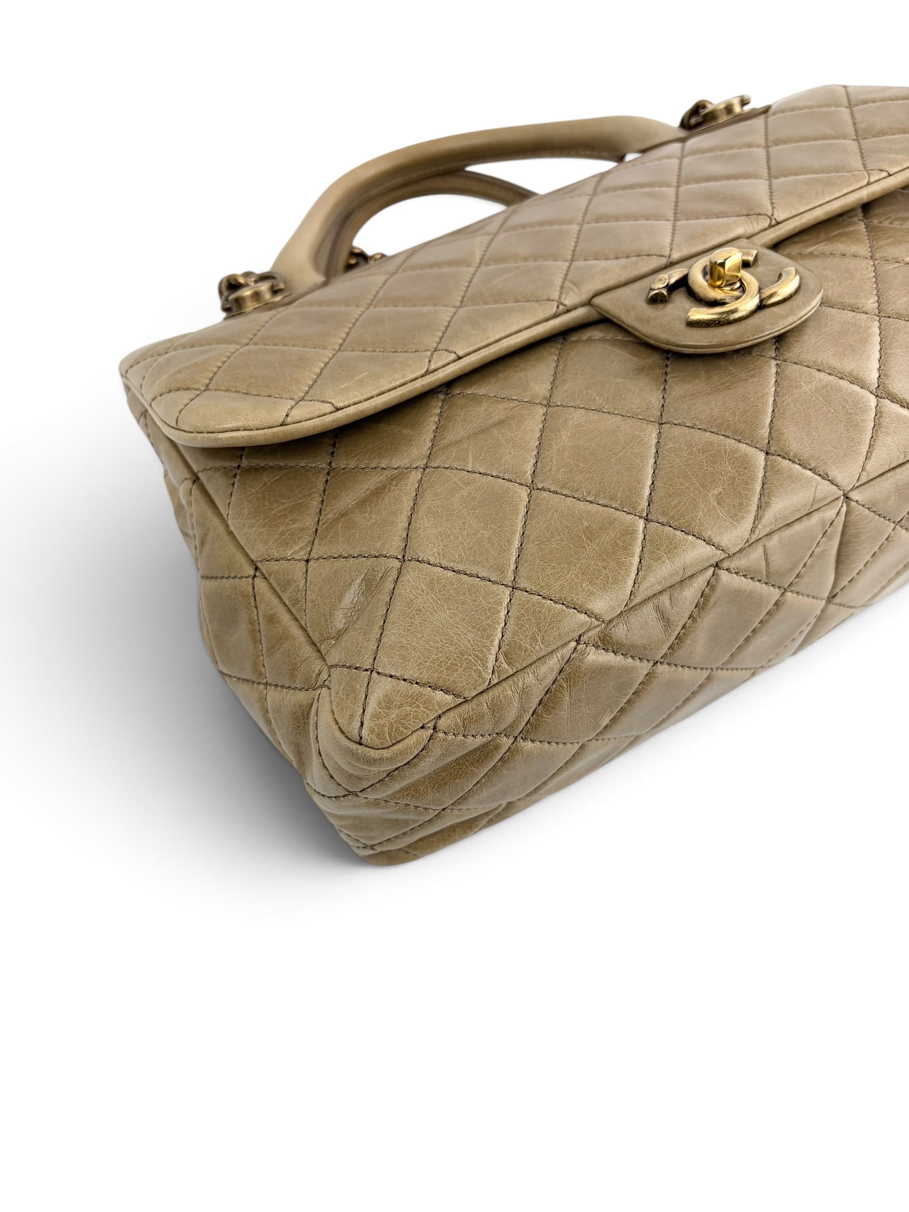 chanel-medium-castle-rock-flap-bag---7