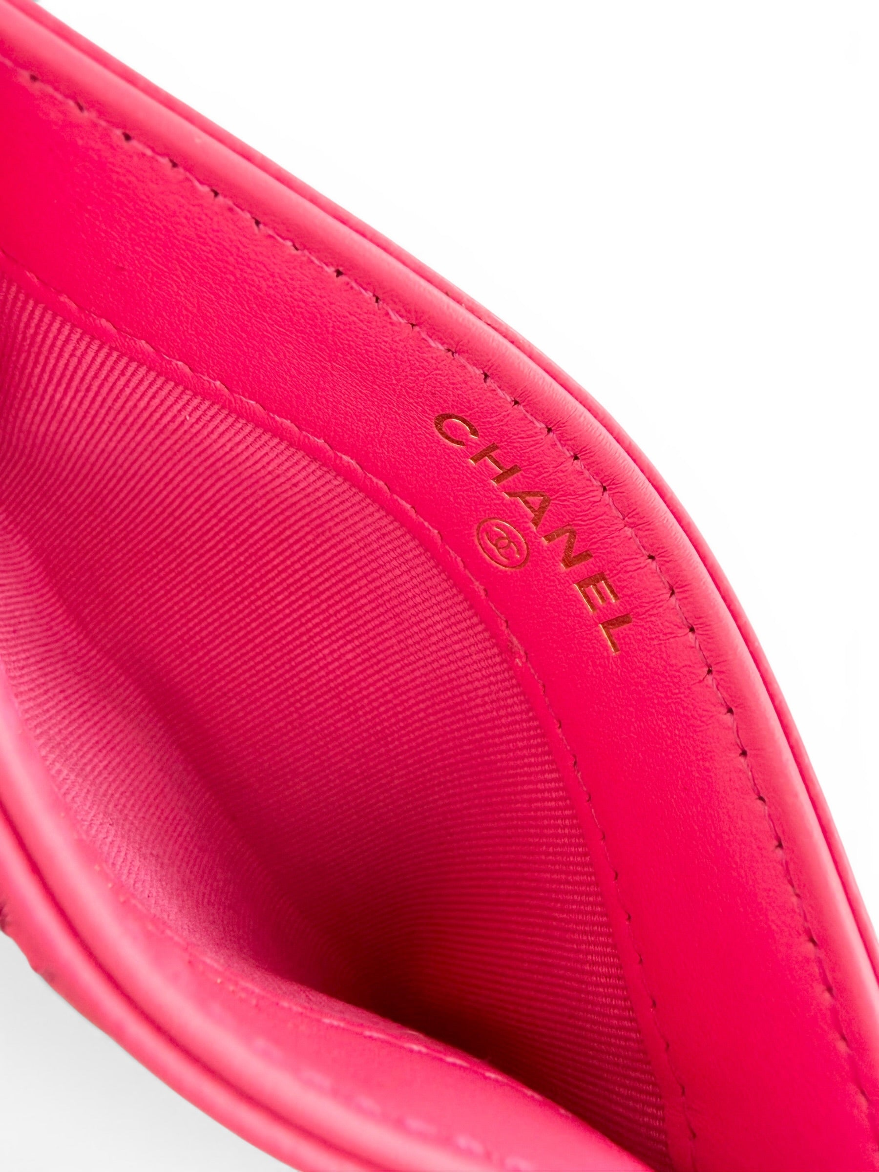 chanel-hot-pink-caviar-cardholder-in-box-5