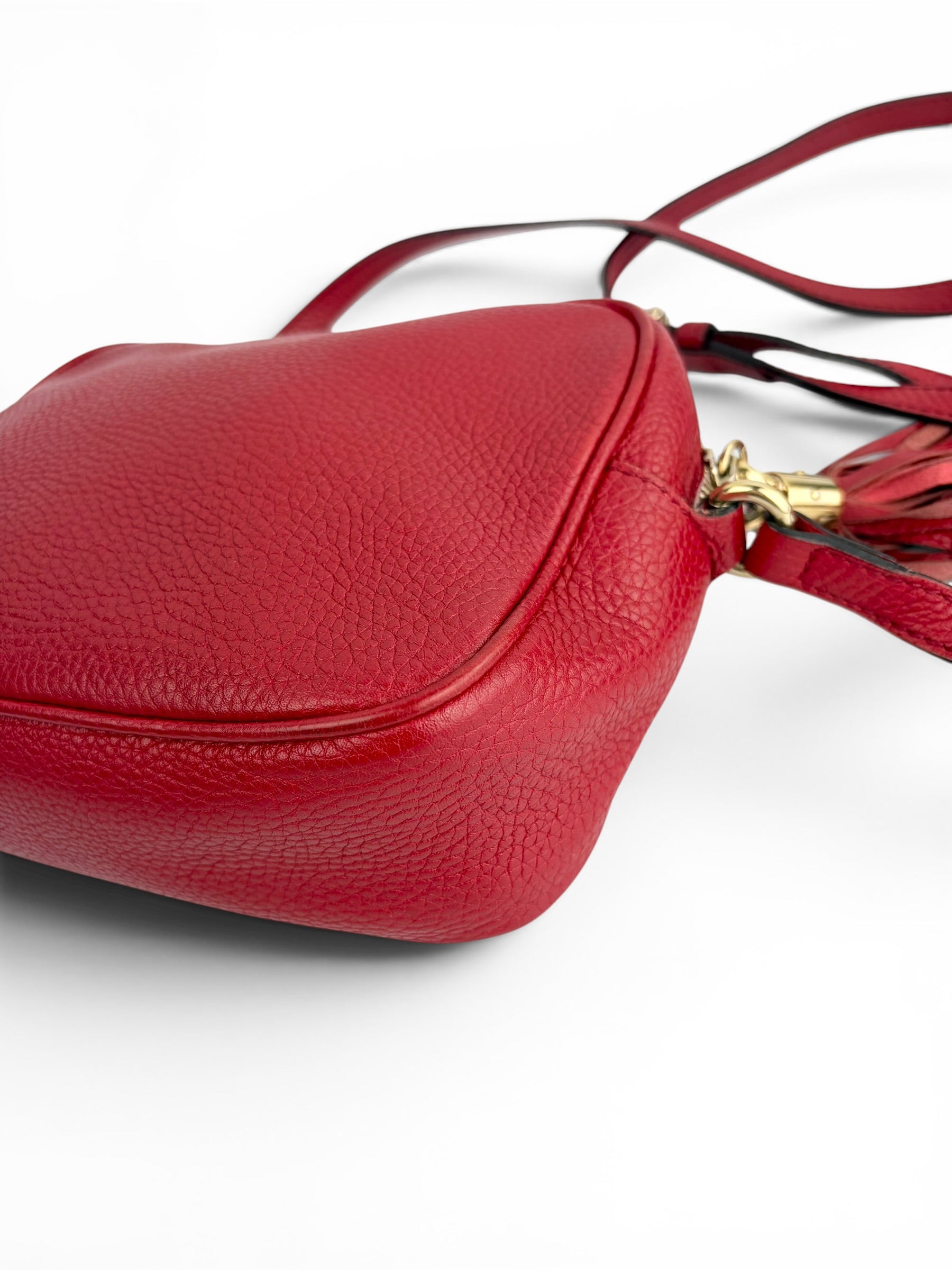 gucci-red-leather-soho-disco-crossbody-8