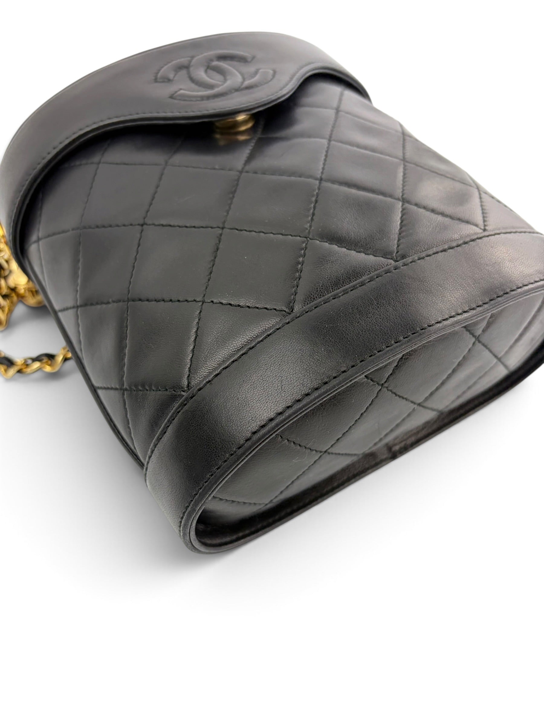chanel-black-lambskin-vintage-vanity-chain-bag--8