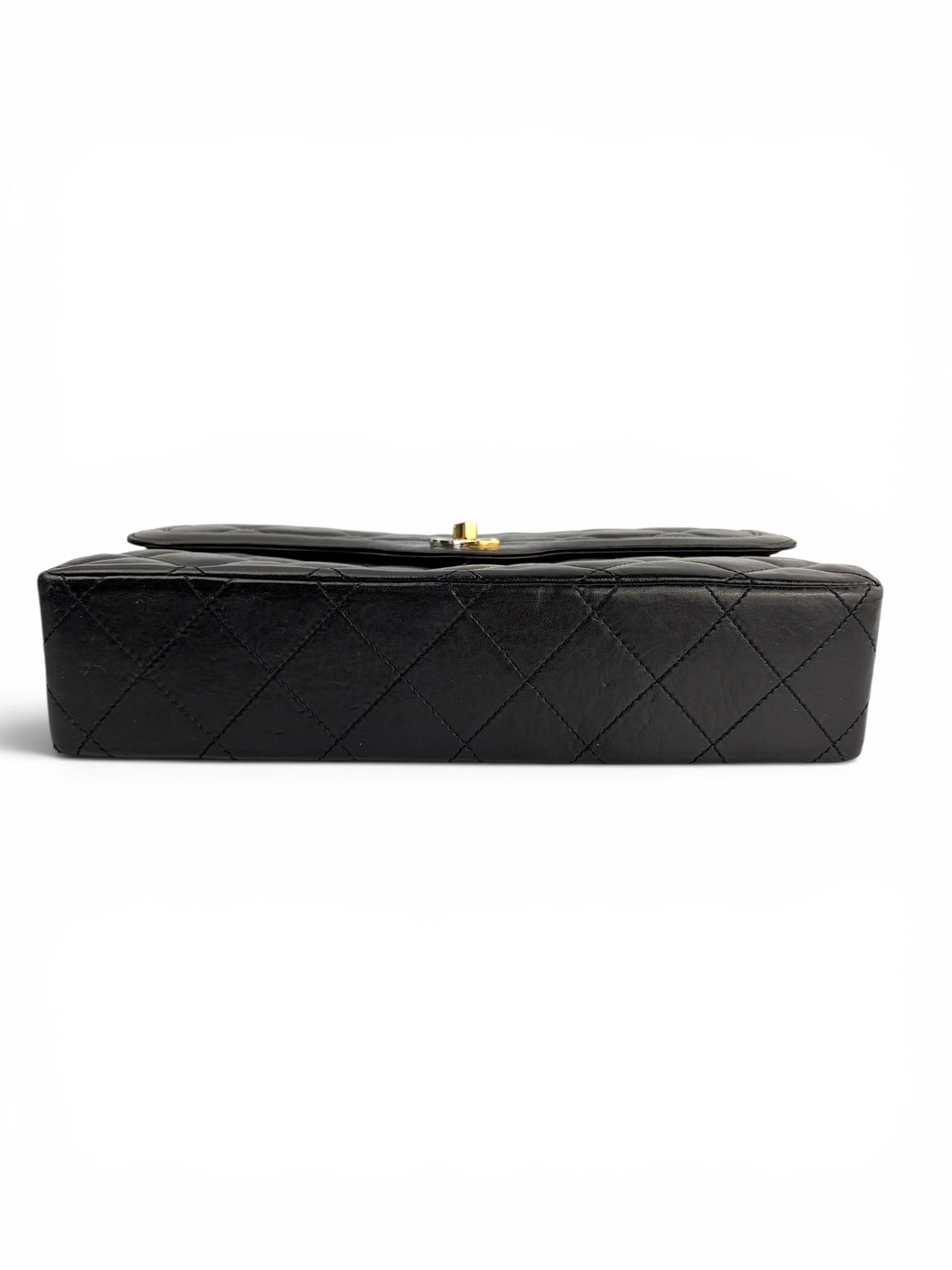 chanel-vintage-black-paris-double-flap-6