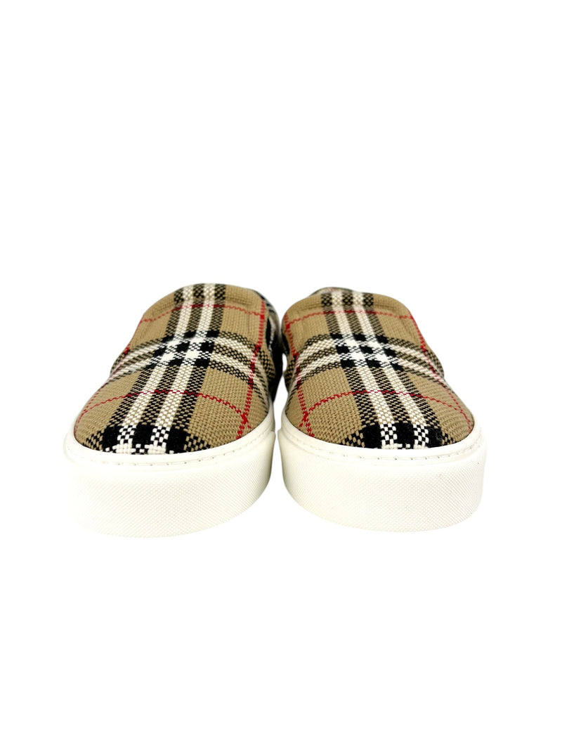 Burberry Thompson Knitted Slip On’s Size 38.5 (FULL SET)
