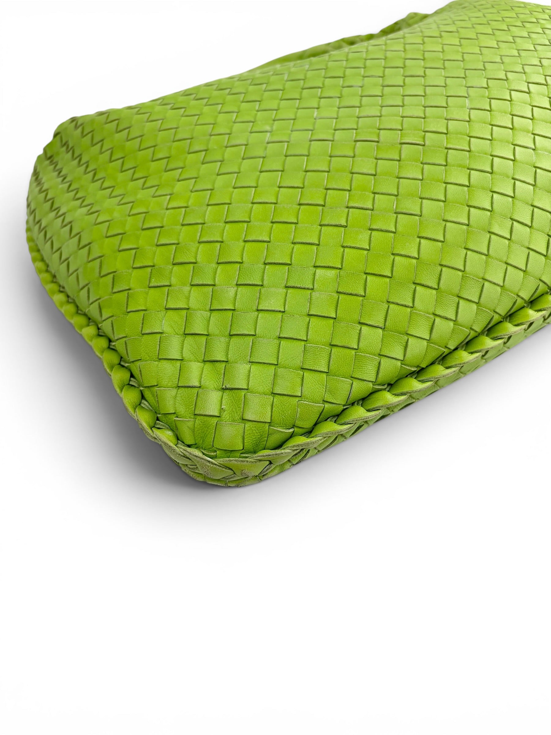 bottega-veneta-green-vintage-intrecciato-hobo-medium--7