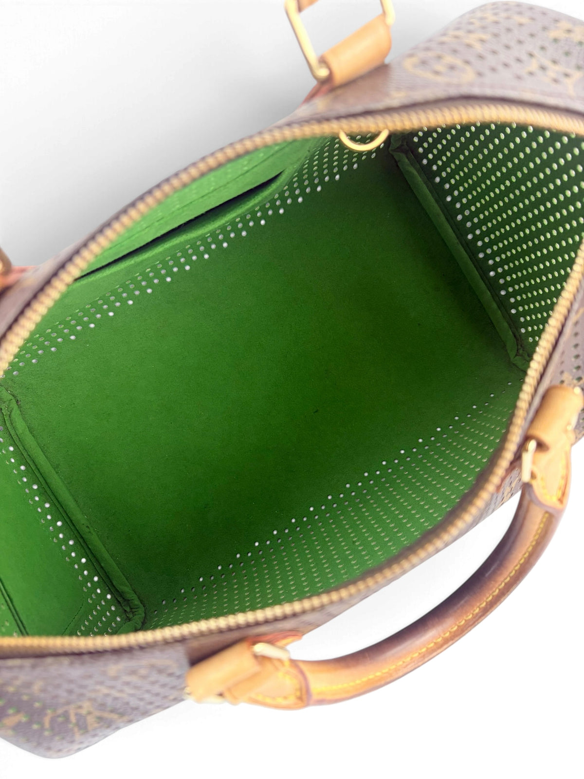 louis-vuitton-monogram-perforated-speedy-30---9