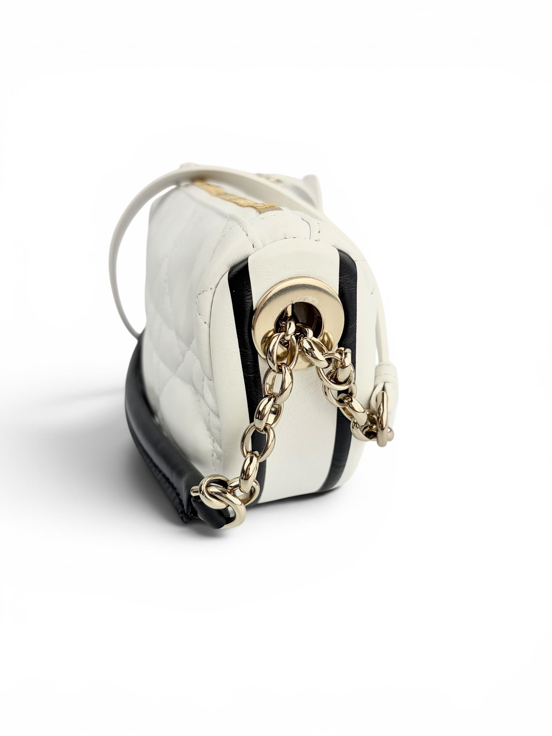 christian-dior-white-lambskin-vibe-hobo-3