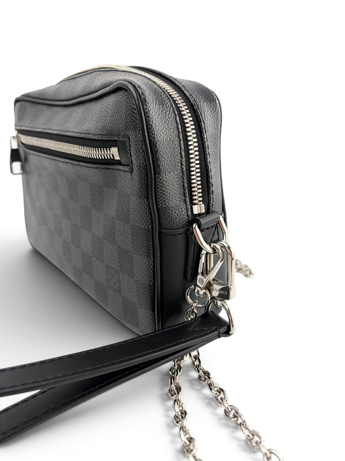 louis-vuitton-graphite-damier-ebene-kasai-wristlet--3
