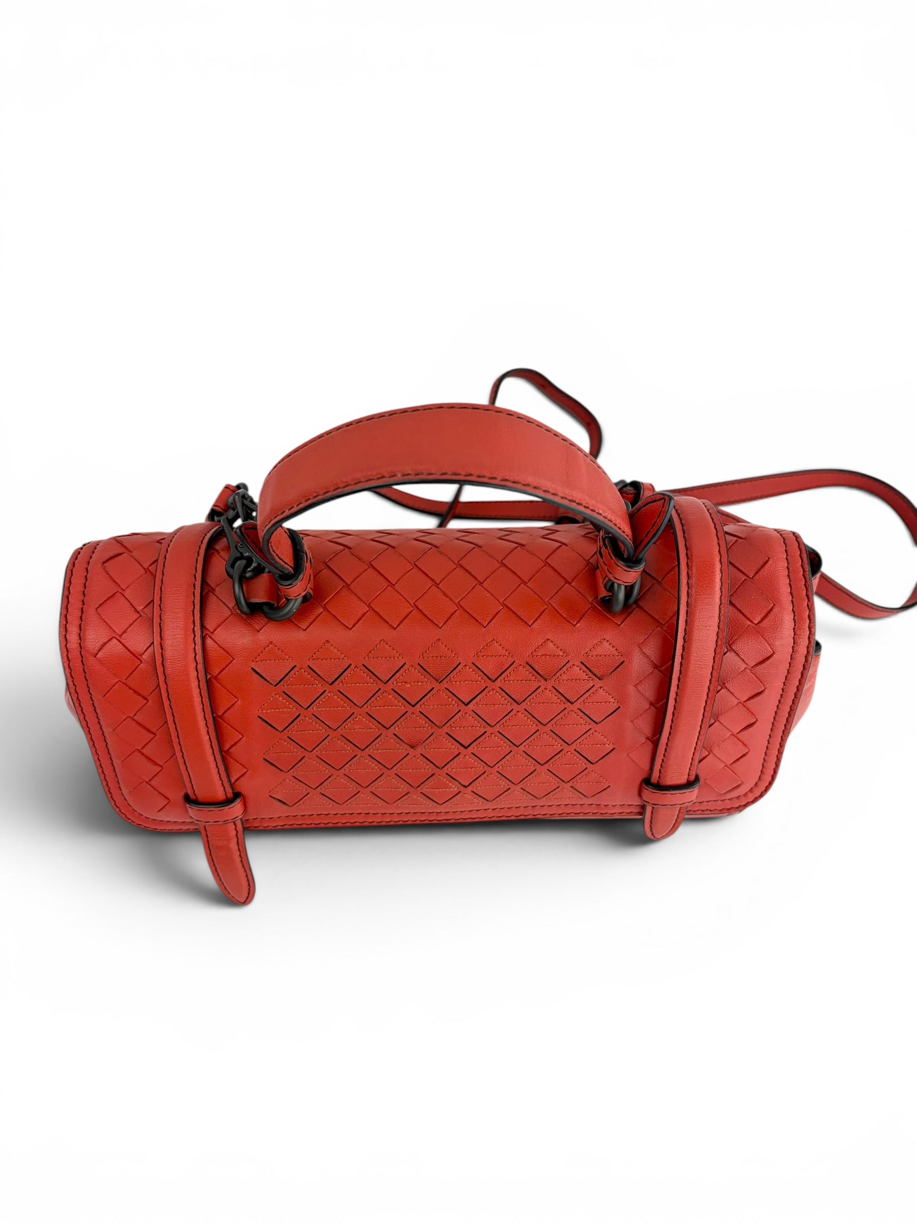 bottega-veneta-red-leather-satchel-5