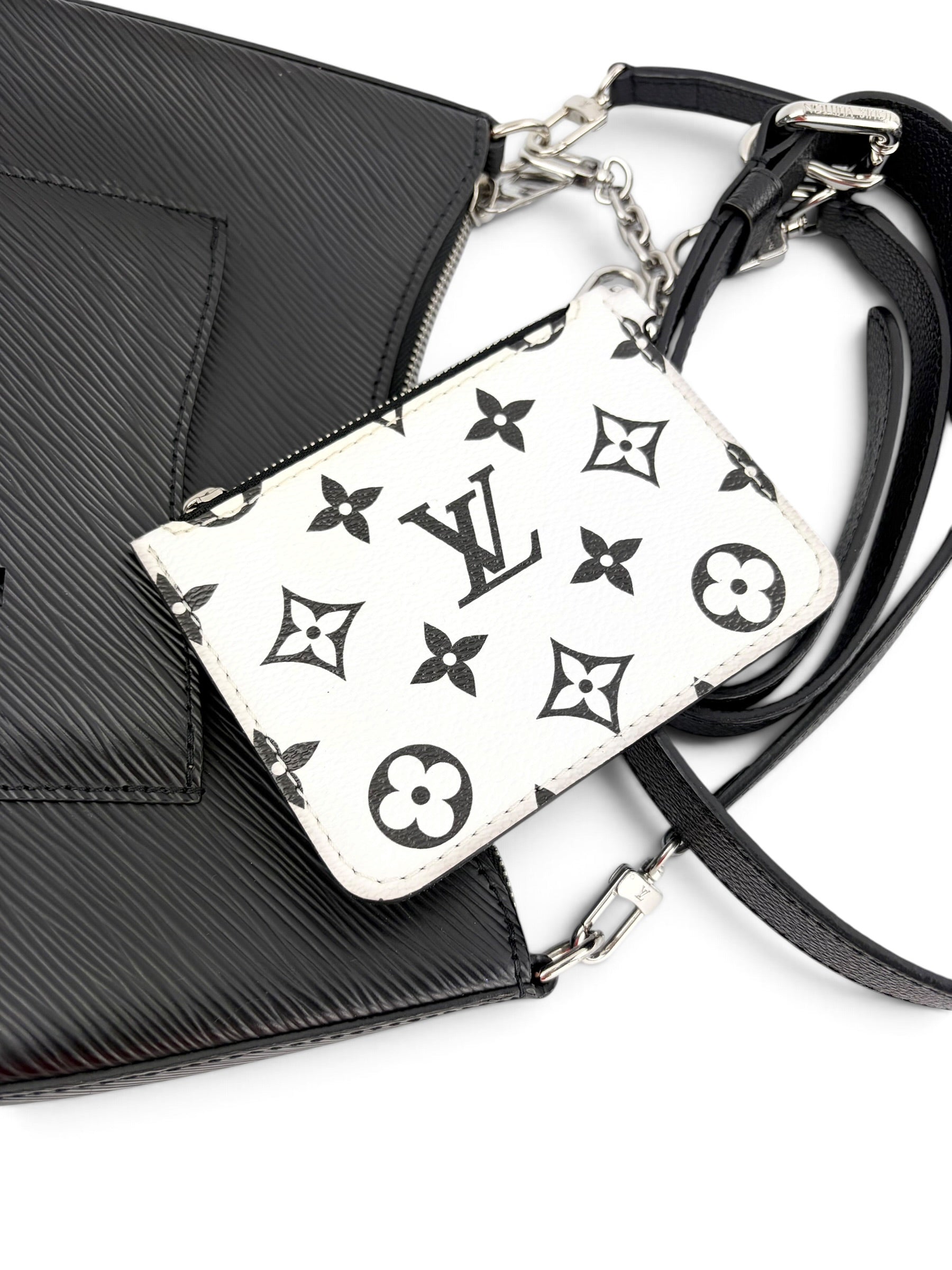 louis-vuitton-black-epi-marelle-two-way-8