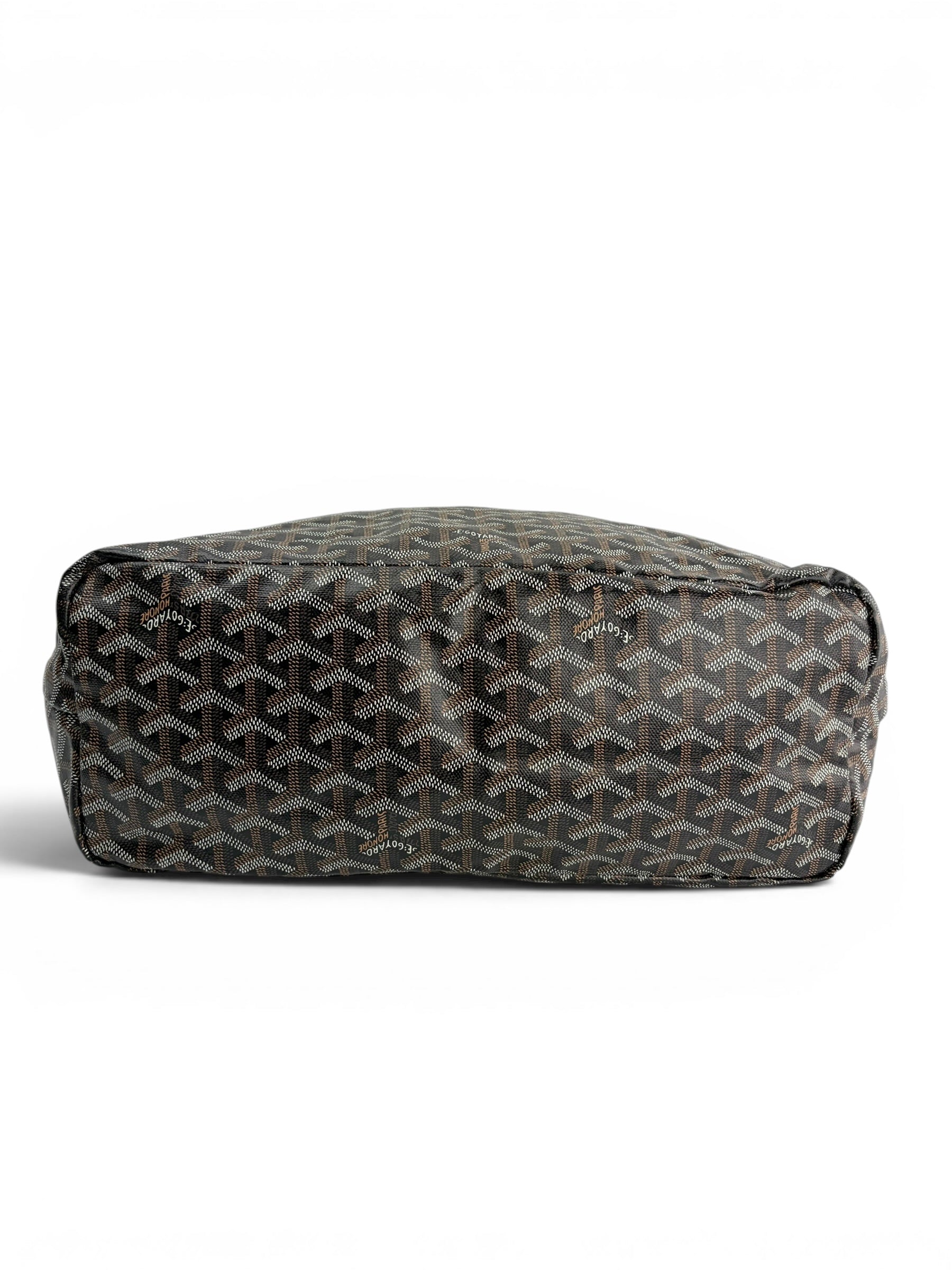 goyard-black-saint-louis-tote-pm-7