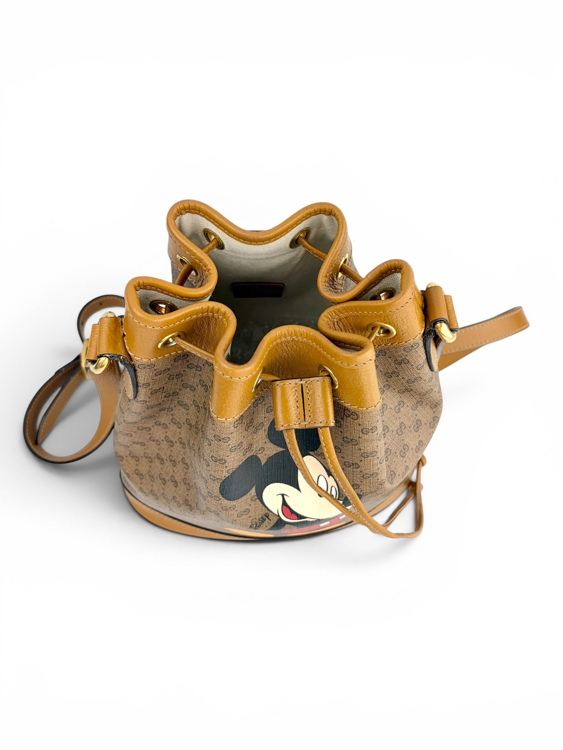 gucci-mickey-disney-bucket-bag--5