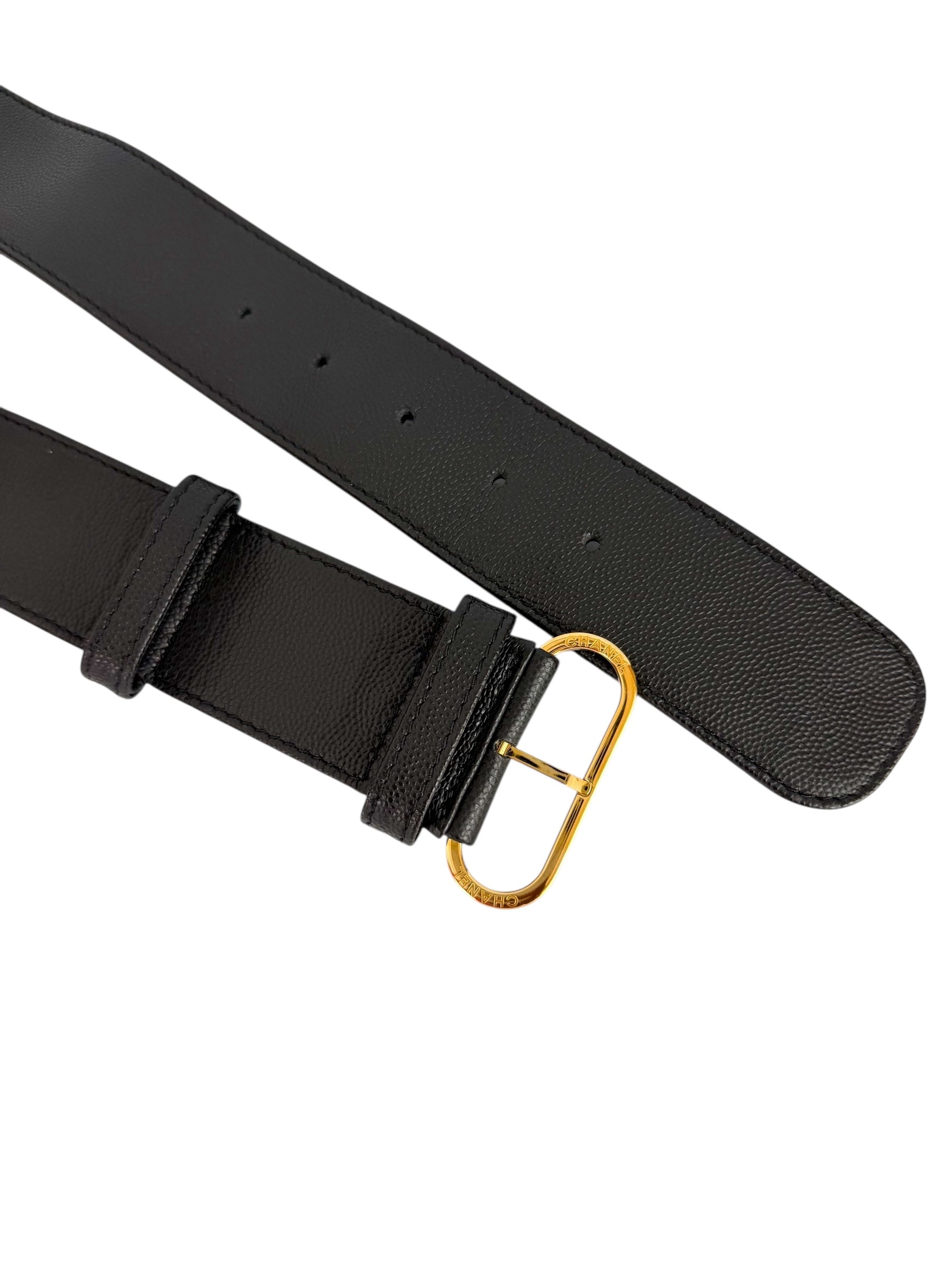 chanel-captain-black-caviar-belt-bag-10