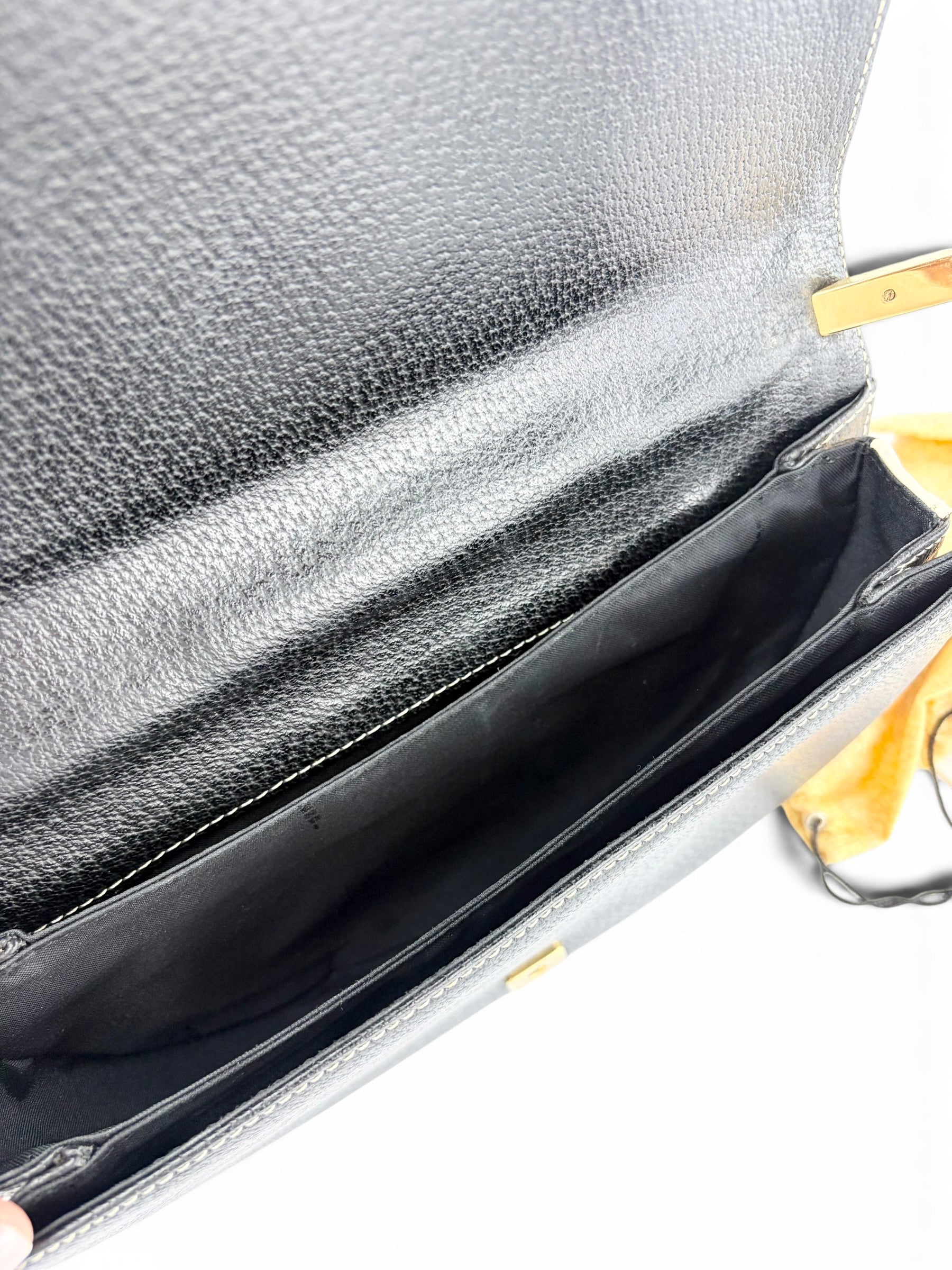fendi-leather-two-toned-crescent-chain-top-handle--6