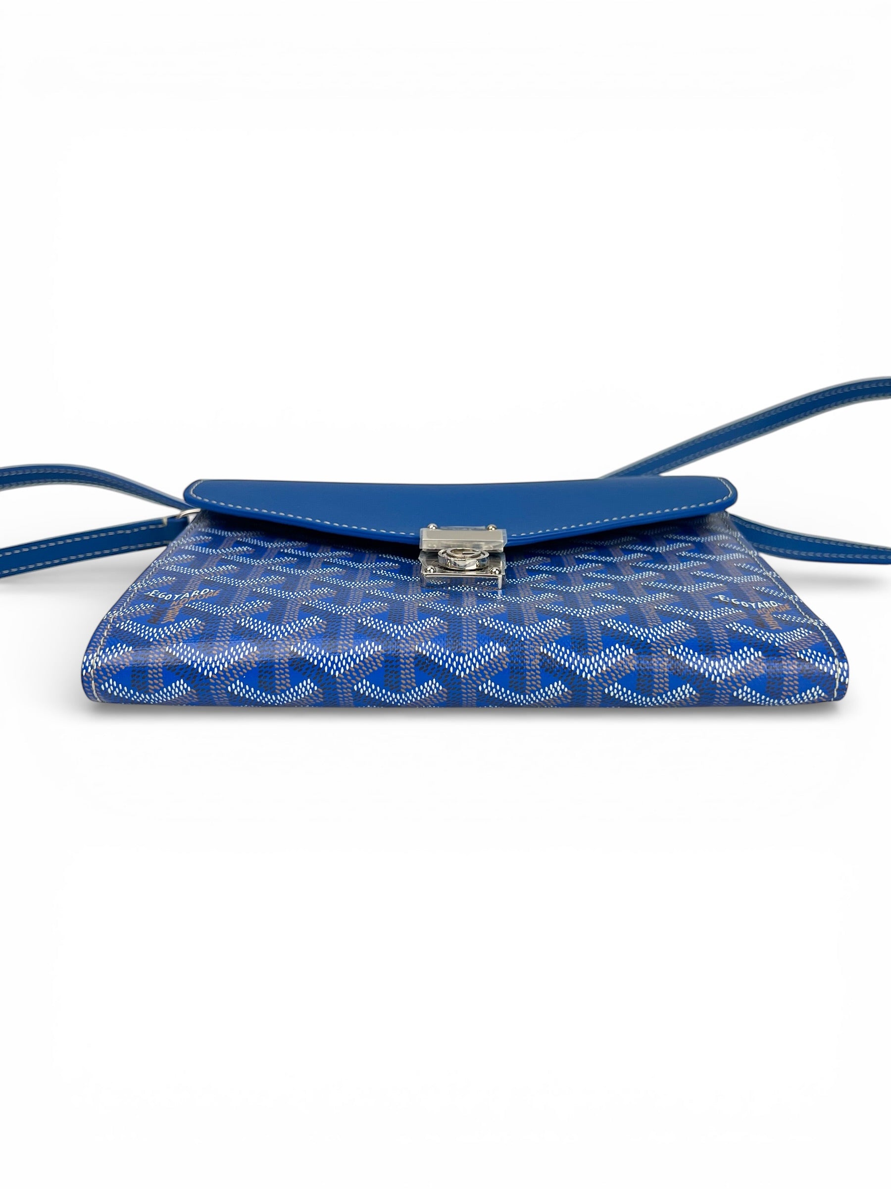 goyard-blue-chypre-wallet-on-chain-4