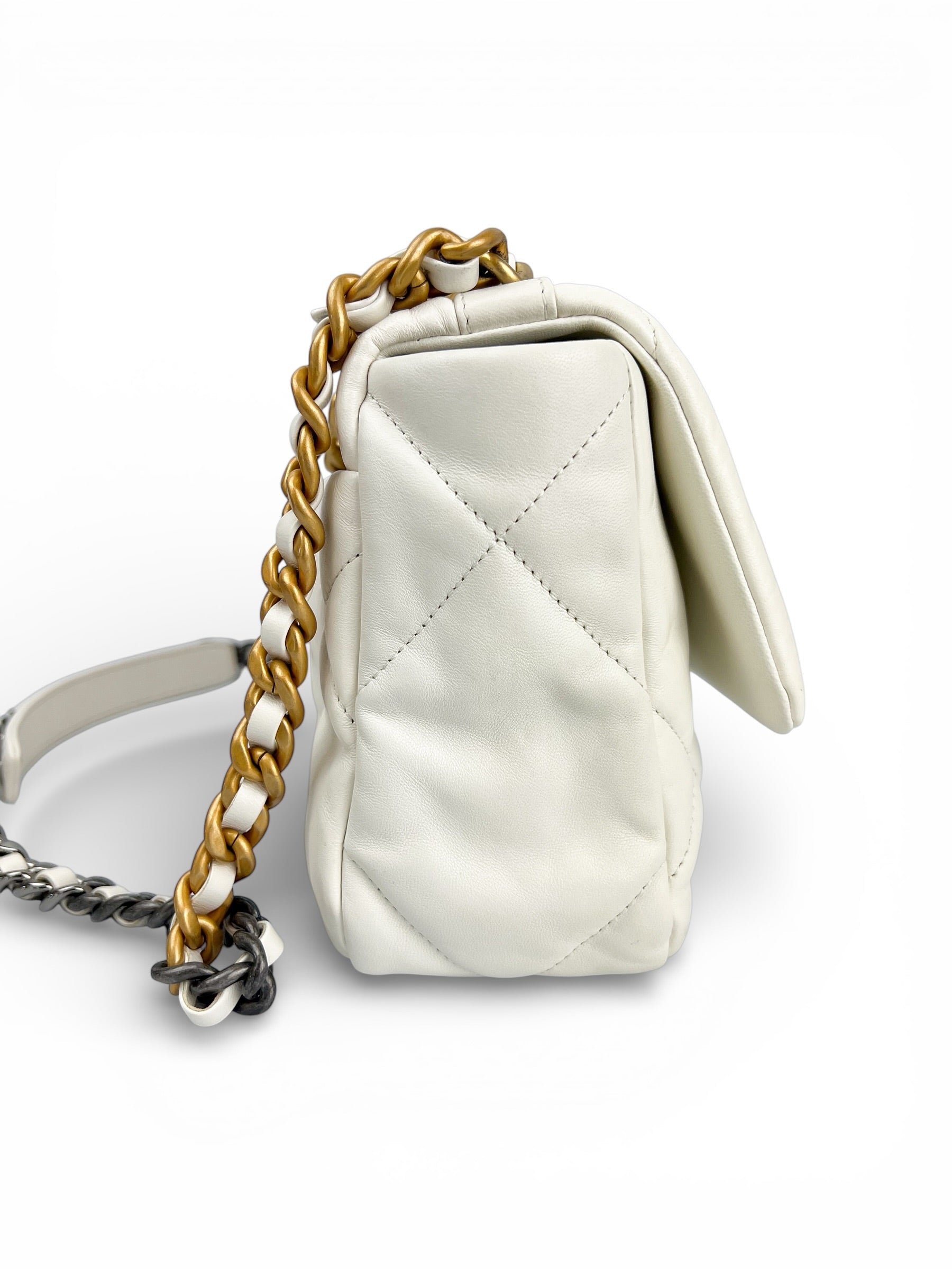 chanel-19-small-white-lambskin--full-set--1